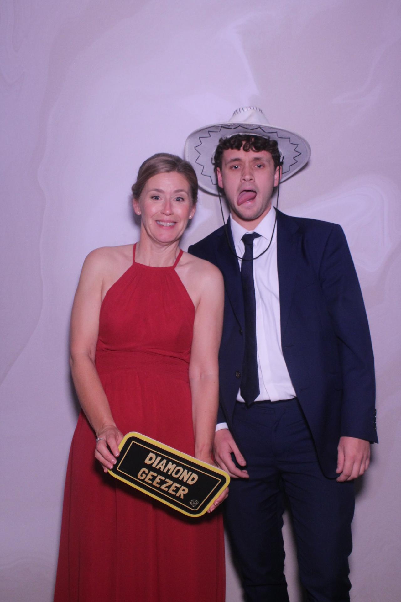 Tony & Sarah | View more photos from the event at gallery.magicimages.uk/u/MagicImages/Tony-Sarah