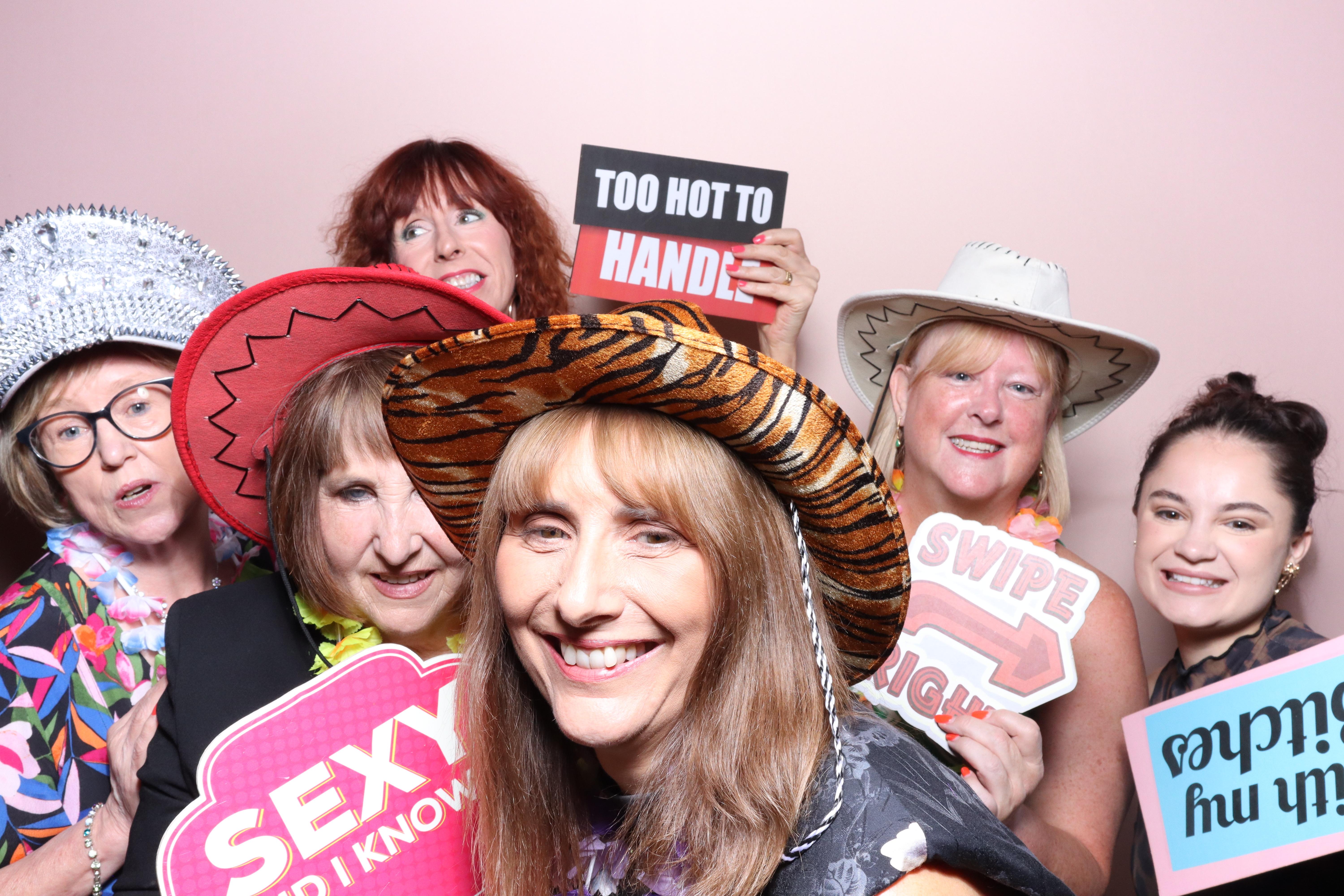 Tracy 60th Birthday  | View more photos from the event at gallery.magicimages.uk/u/MagicImages/Tracy-60th-Birthday