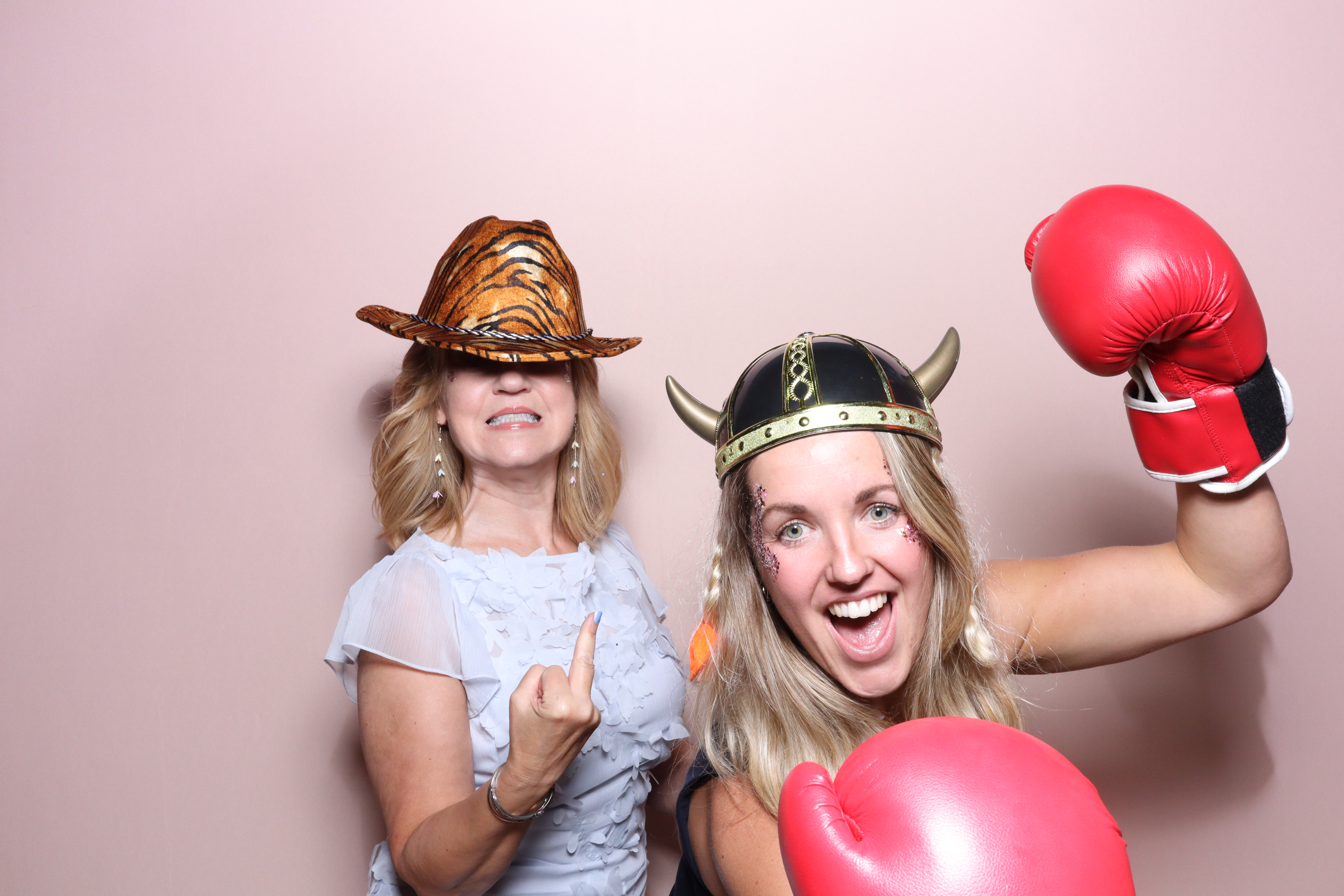 Tracy 60th Birthday  | View more photos from the event at gallery.magicimages.uk/u/MagicImages/Tracy-60th-Birthday