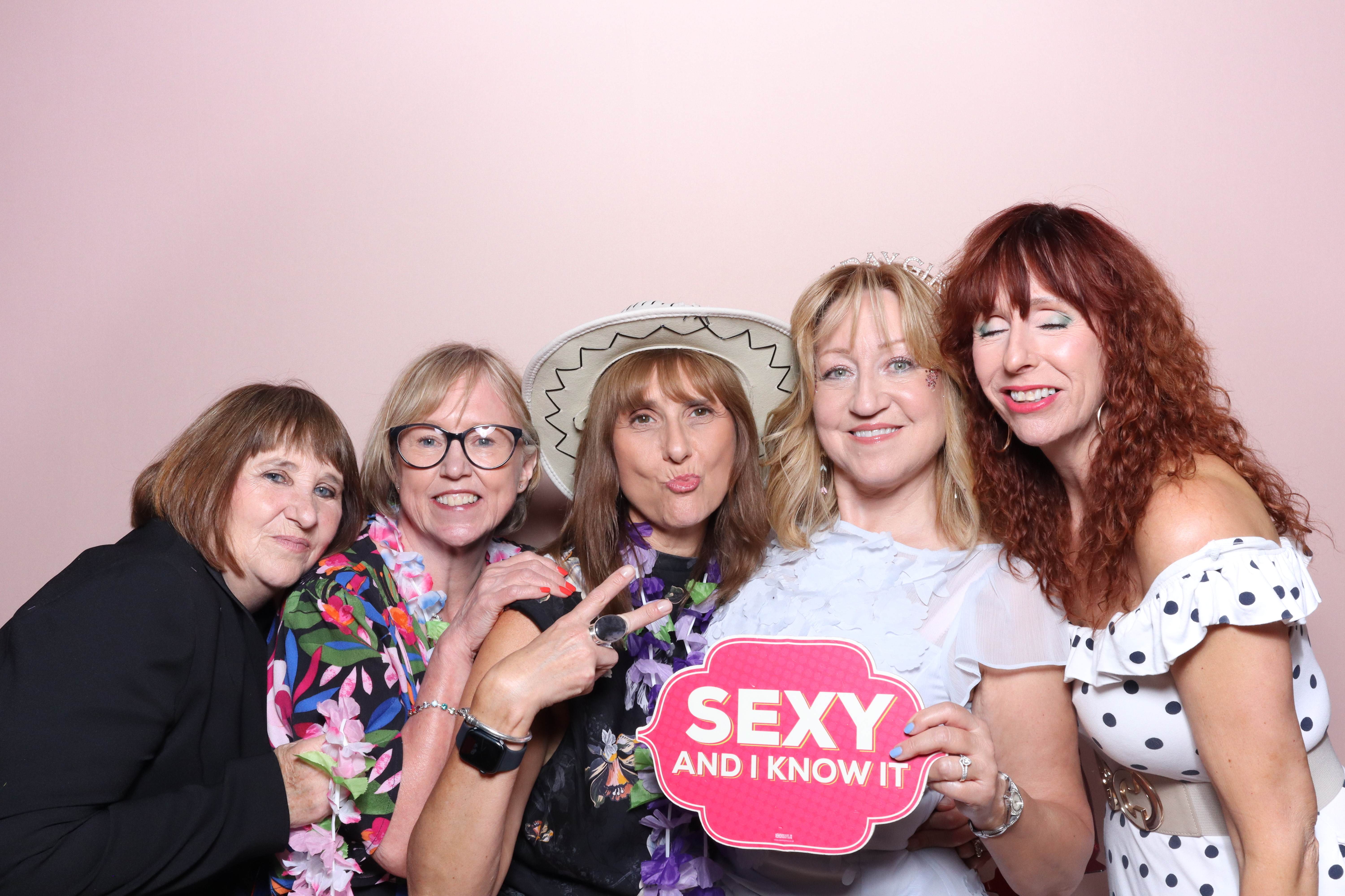 Tracy 60th Birthday  | View more photos from the event at gallery.magicimages.uk/u/MagicImages/Tracy-60th-Birthday