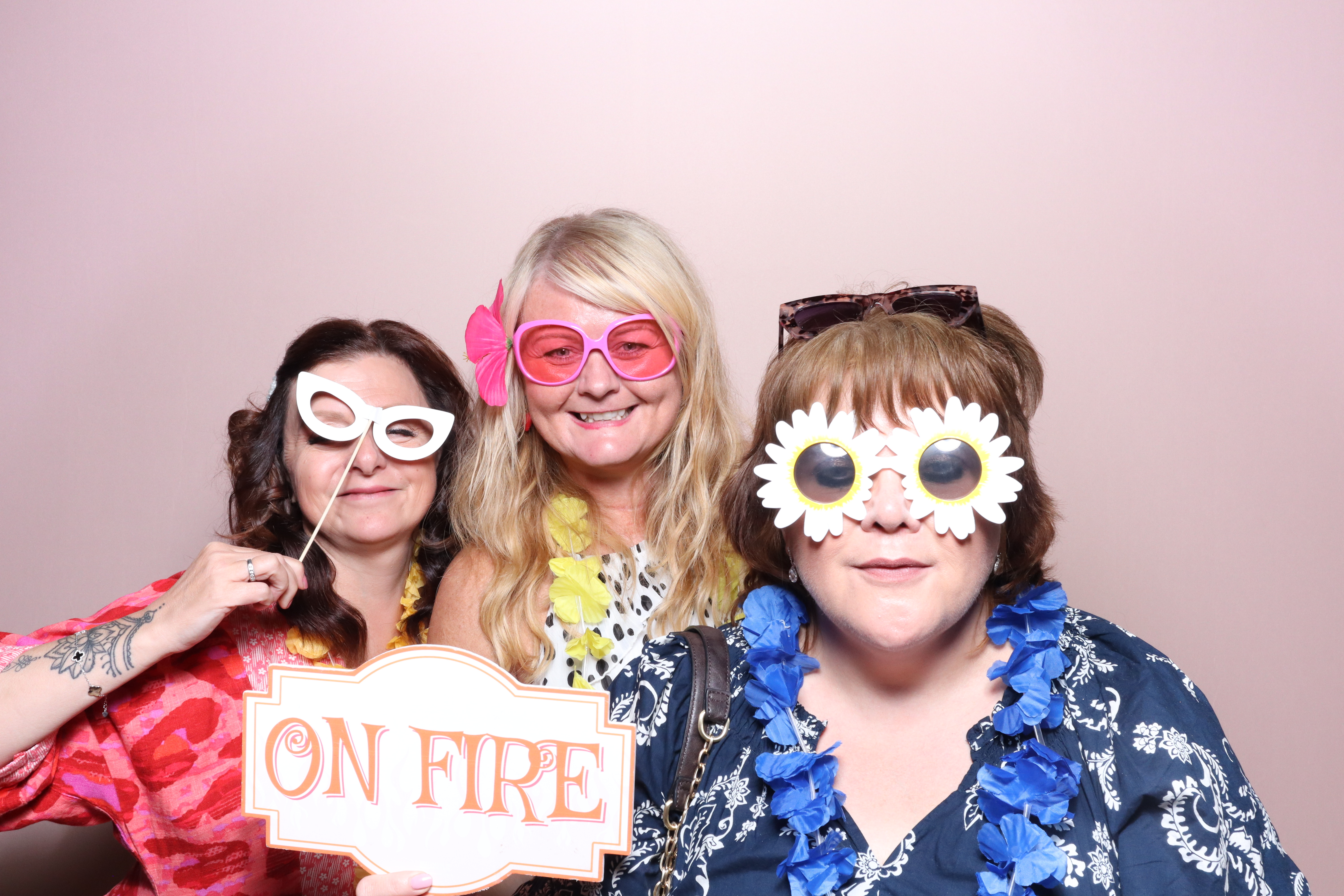 Tracy 60th Birthday  | View more photos from the event at gallery.magicimages.uk/u/MagicImages/Tracy-60th-Birthday