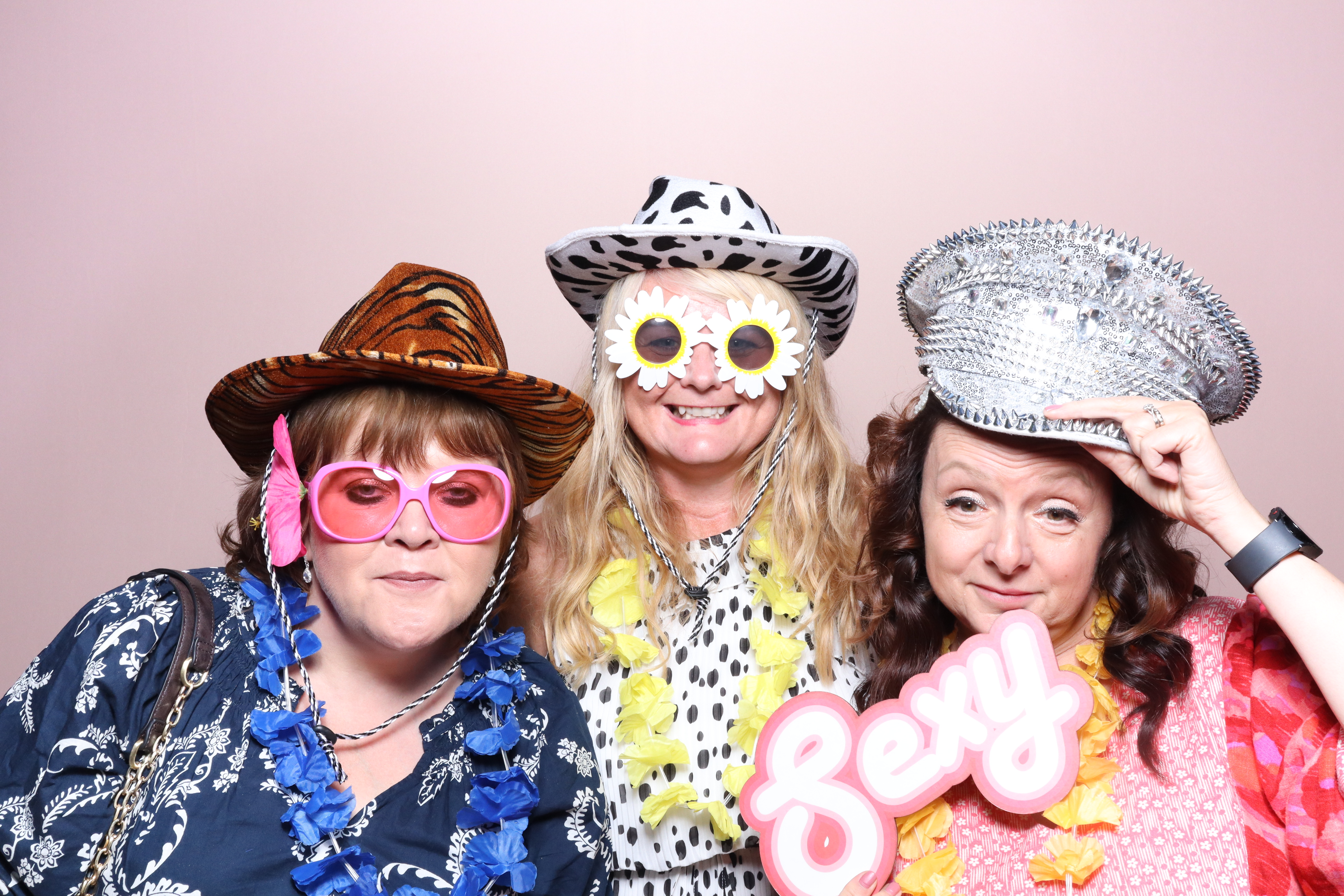 Tracy 60th Birthday  | View more photos from the event at gallery.magicimages.uk/u/MagicImages/Tracy-60th-Birthday