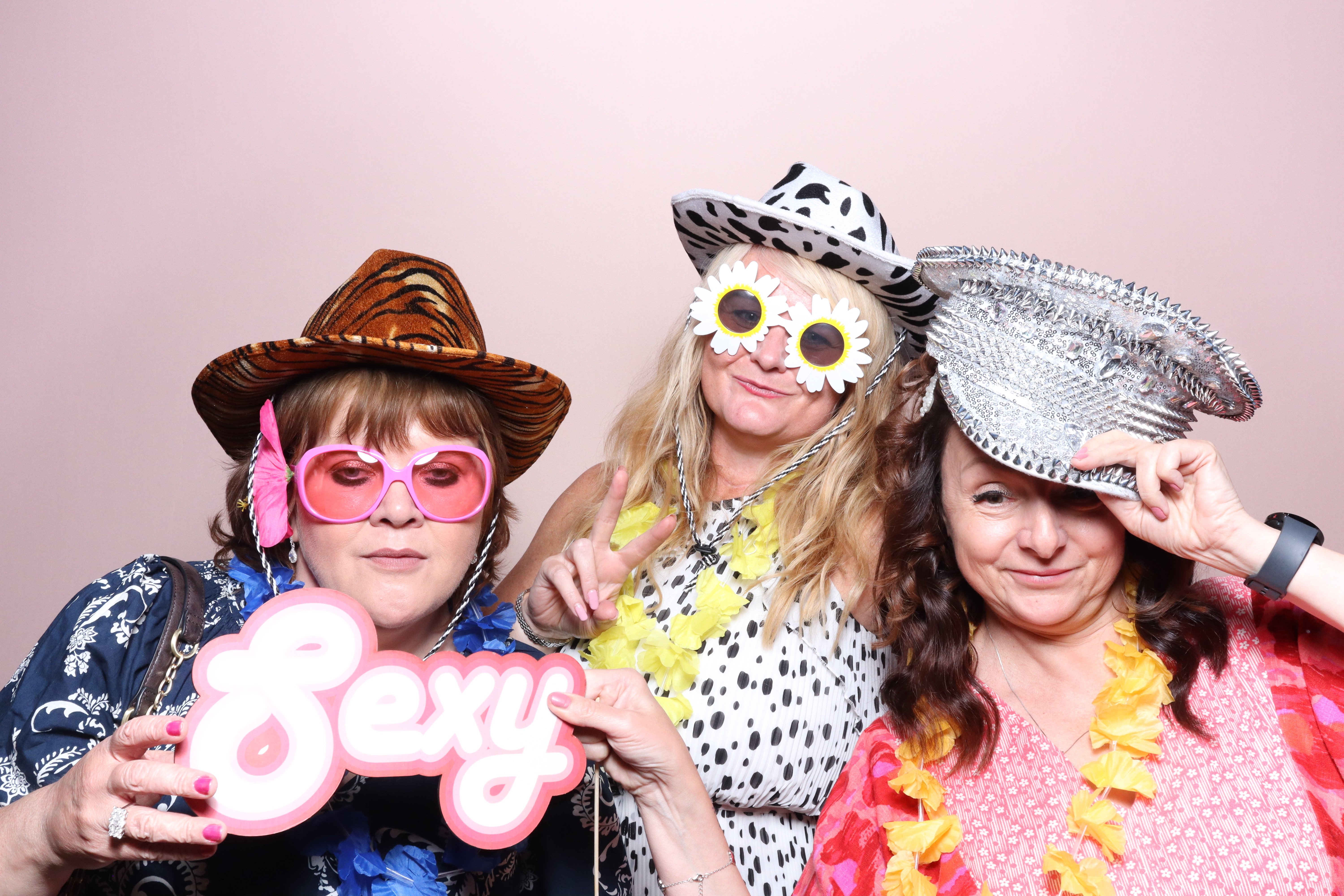 Tracy 60th Birthday  | View more photos from the event at gallery.magicimages.uk/u/MagicImages/Tracy-60th-Birthday