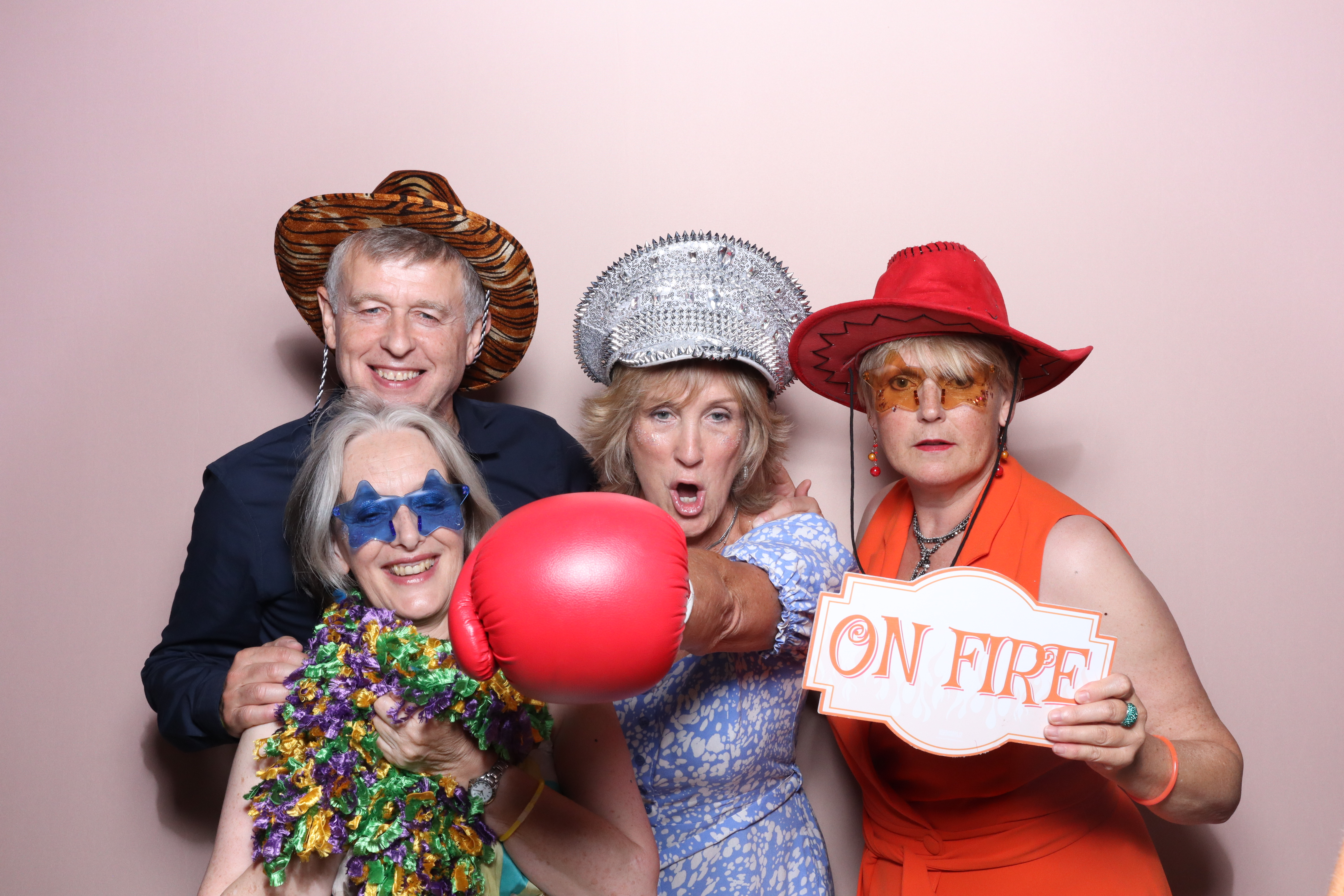 Tracy 60th Birthday  | View more photos from the event at gallery.magicimages.uk/u/MagicImages/Tracy-60th-Birthday