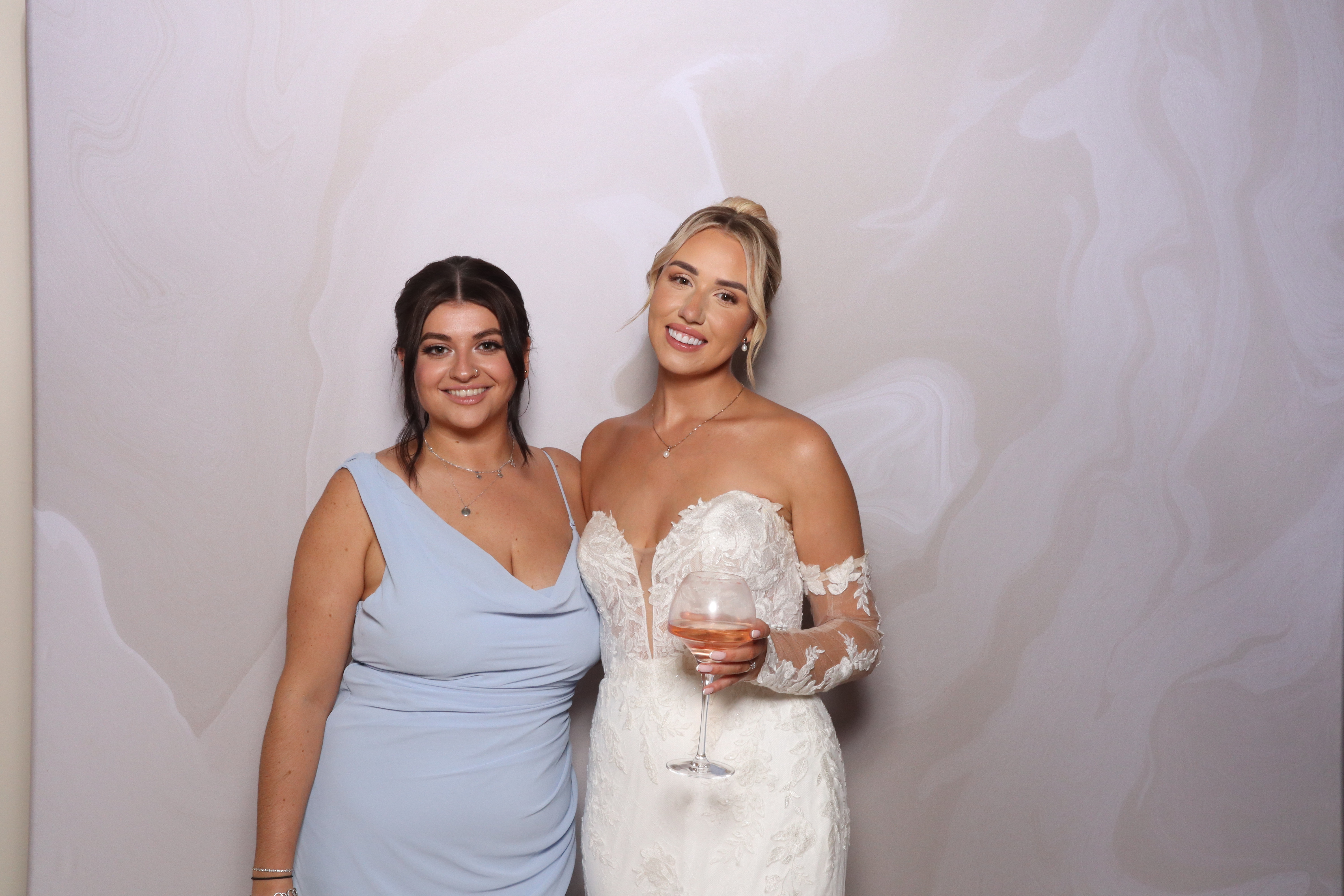 Tyrone and Anna | View more photos from the event at gallery.magicimages.uk/u/MagicImages/Tyrone-and-Anna