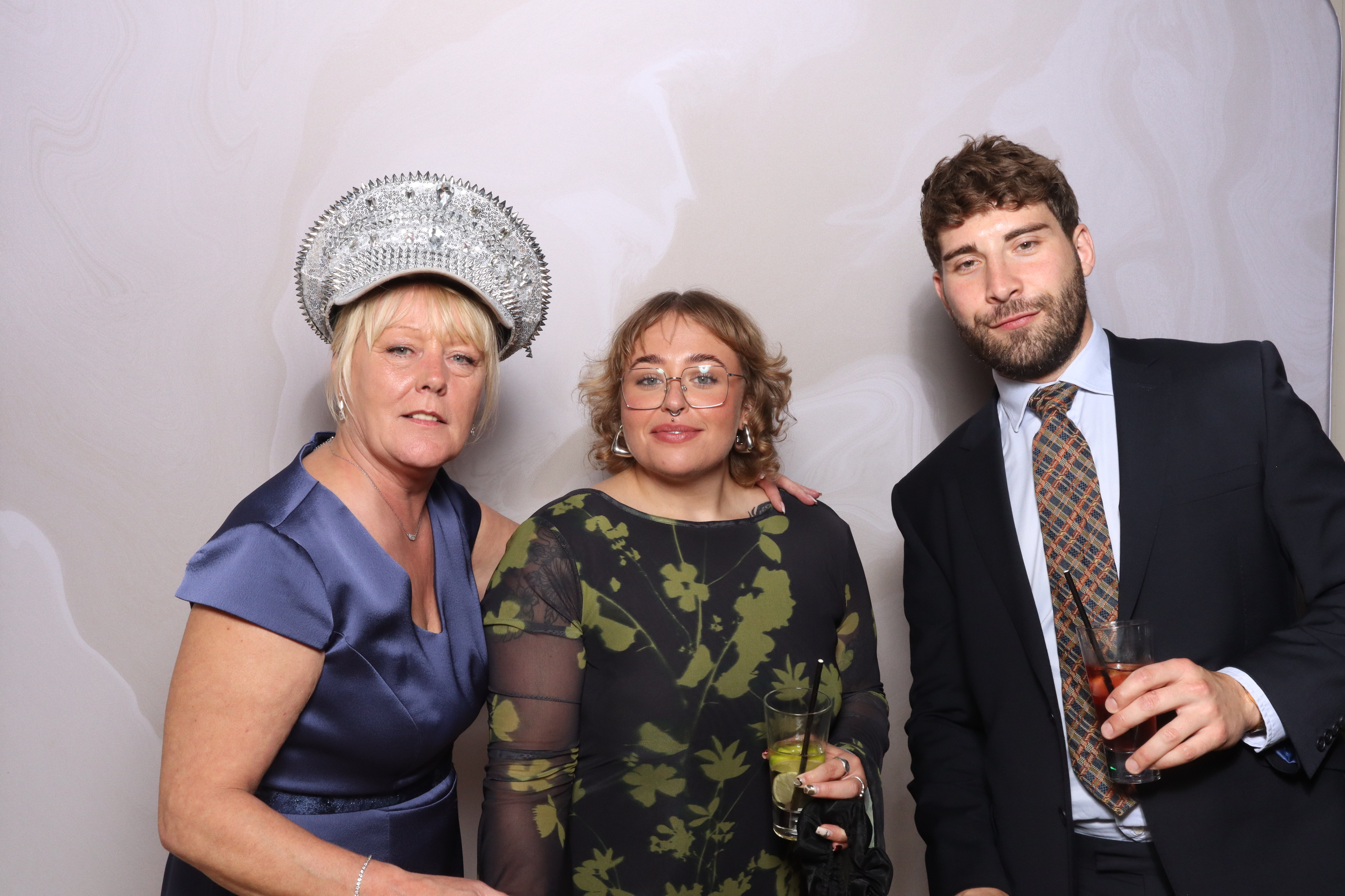 Tyrone and Anna | View more photos from the event at gallery.magicimages.uk/u/MagicImages/Tyrone-and-Anna