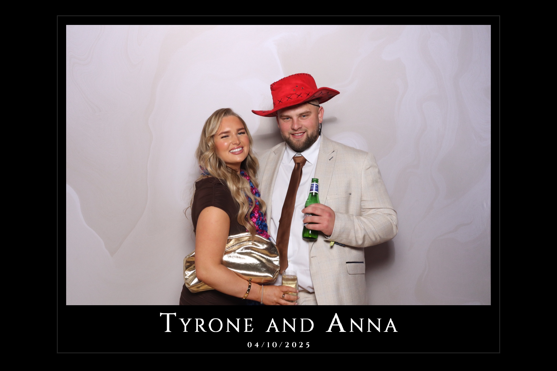 Tyrone and Anna | View more photos from the event at gallery.magicimages.uk/u/MagicImages/Tyrone-and-Anna