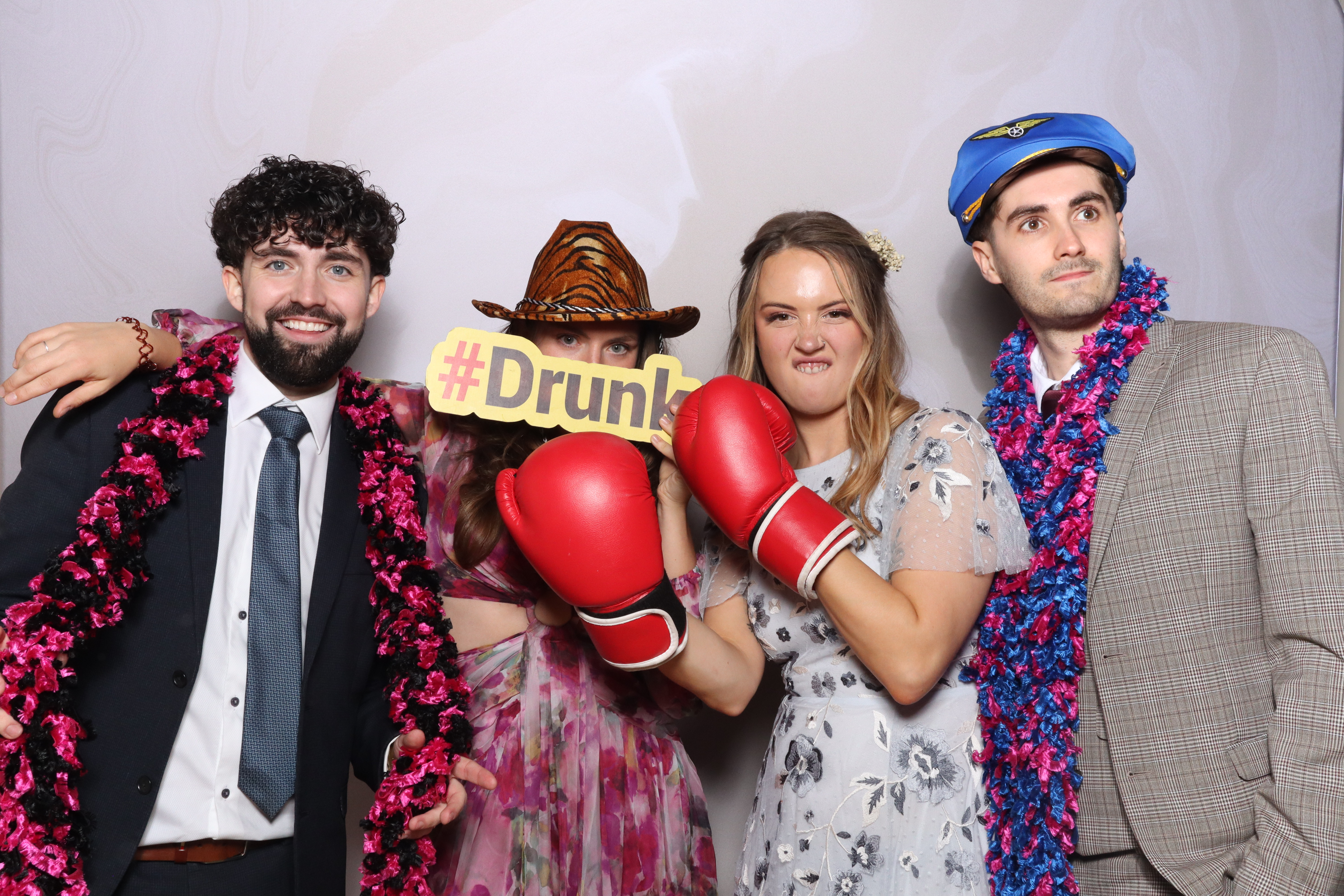 Tyrone and Anna | View more photos from the event at gallery.magicimages.uk/u/MagicImages/Tyrone-and-Anna