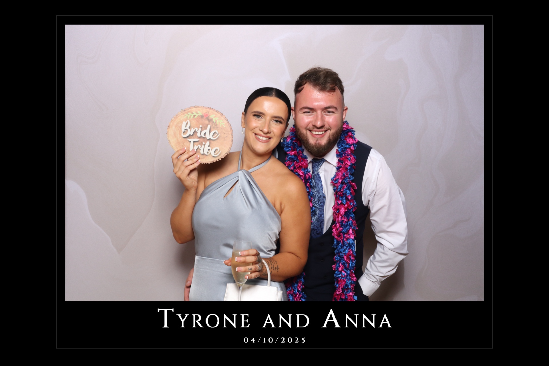 Tyrone and Anna | View more photos from the event at gallery.magicimages.uk/u/MagicImages/Tyrone-and-Anna