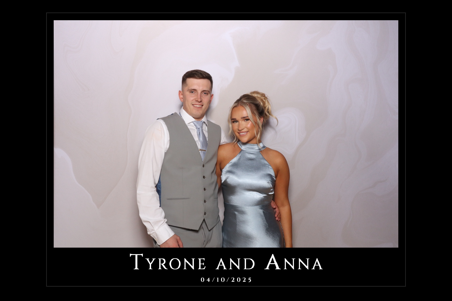 Tyrone and Anna | View more photos from the event at gallery.magicimages.uk/u/MagicImages/Tyrone-and-Anna