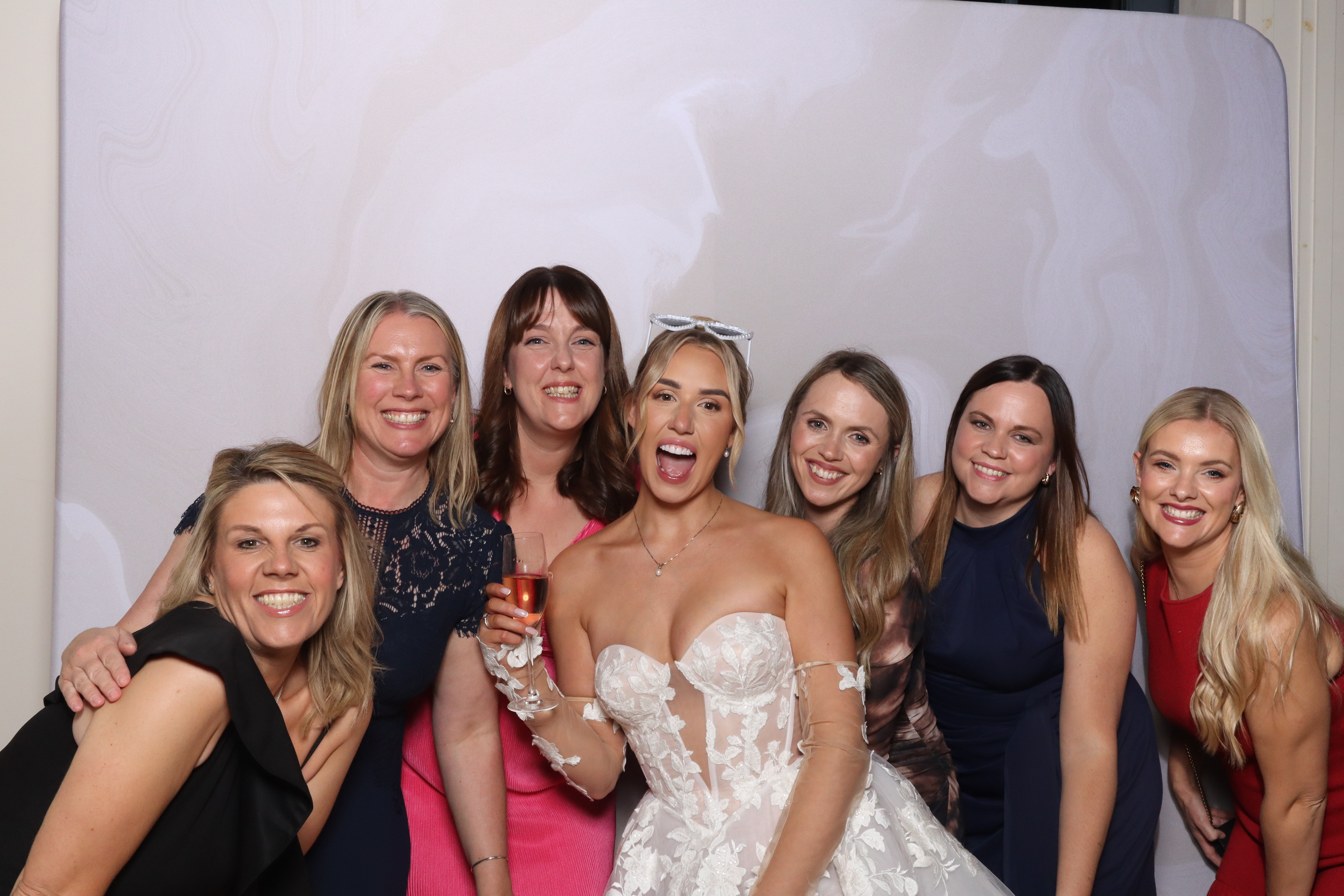 Tyrone and Anna | View more photos from the event at gallery.magicimages.uk/u/MagicImages/Tyrone-and-Anna