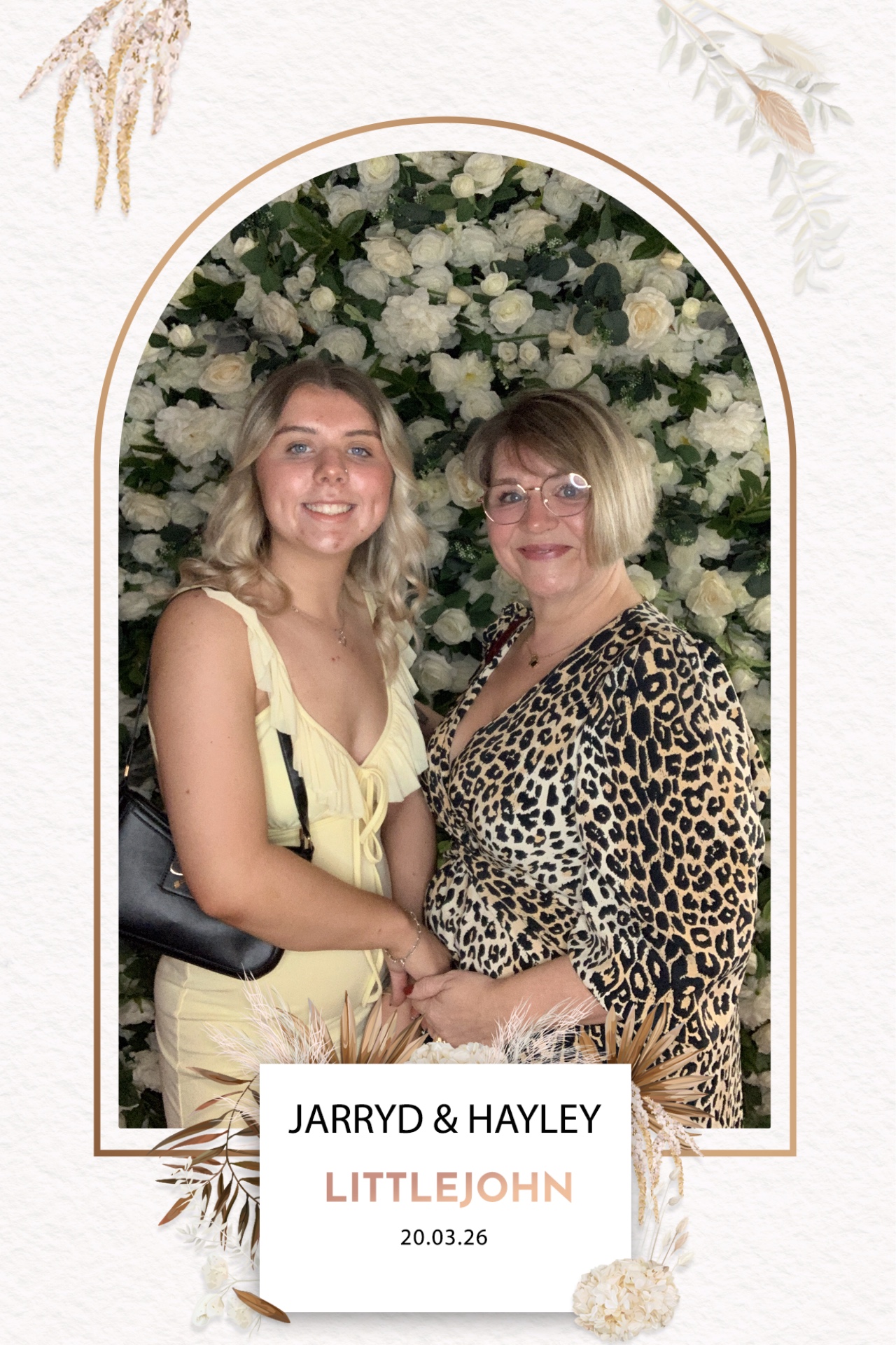 Jarryd & Hayley Photo booth images  | View more photos from the event at gallery.magicimages.uk/u/MagicImages/Jarryd-Hayley-Photo-booth-images
