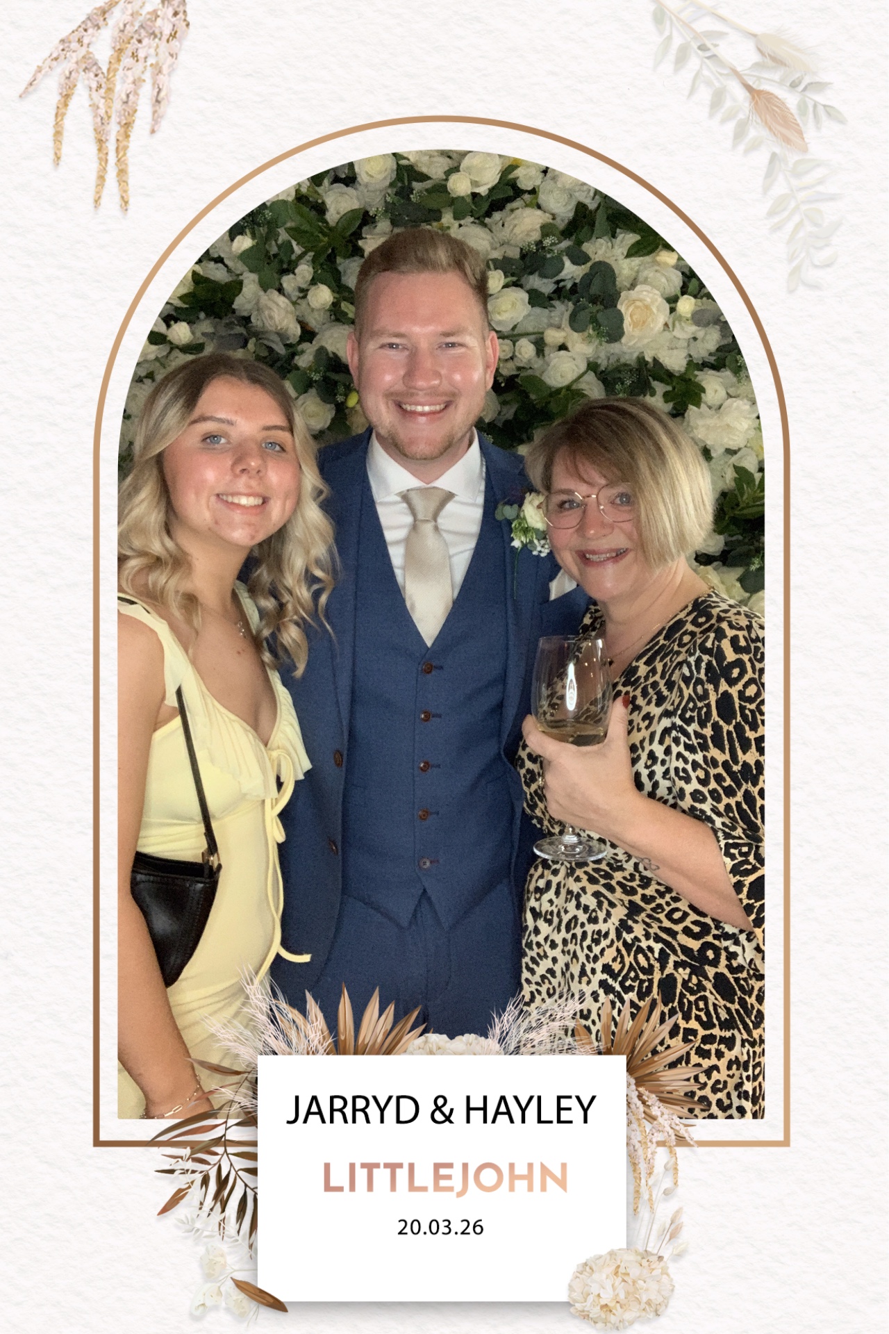 Jarryd & Hayley Photo booth images  | View more photos from the event at gallery.magicimages.uk/u/MagicImages/Jarryd-Hayley-Photo-booth-images