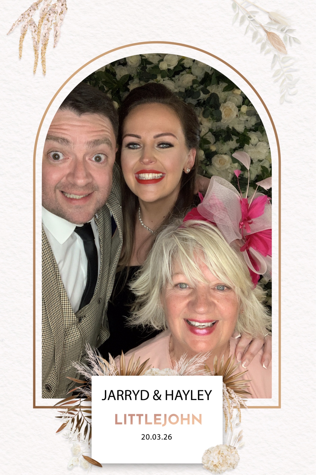 Jarryd & Hayley Photo booth images  | View more photos from the event at gallery.magicimages.uk/u/MagicImages/Jarryd-Hayley-Photo-booth-images
