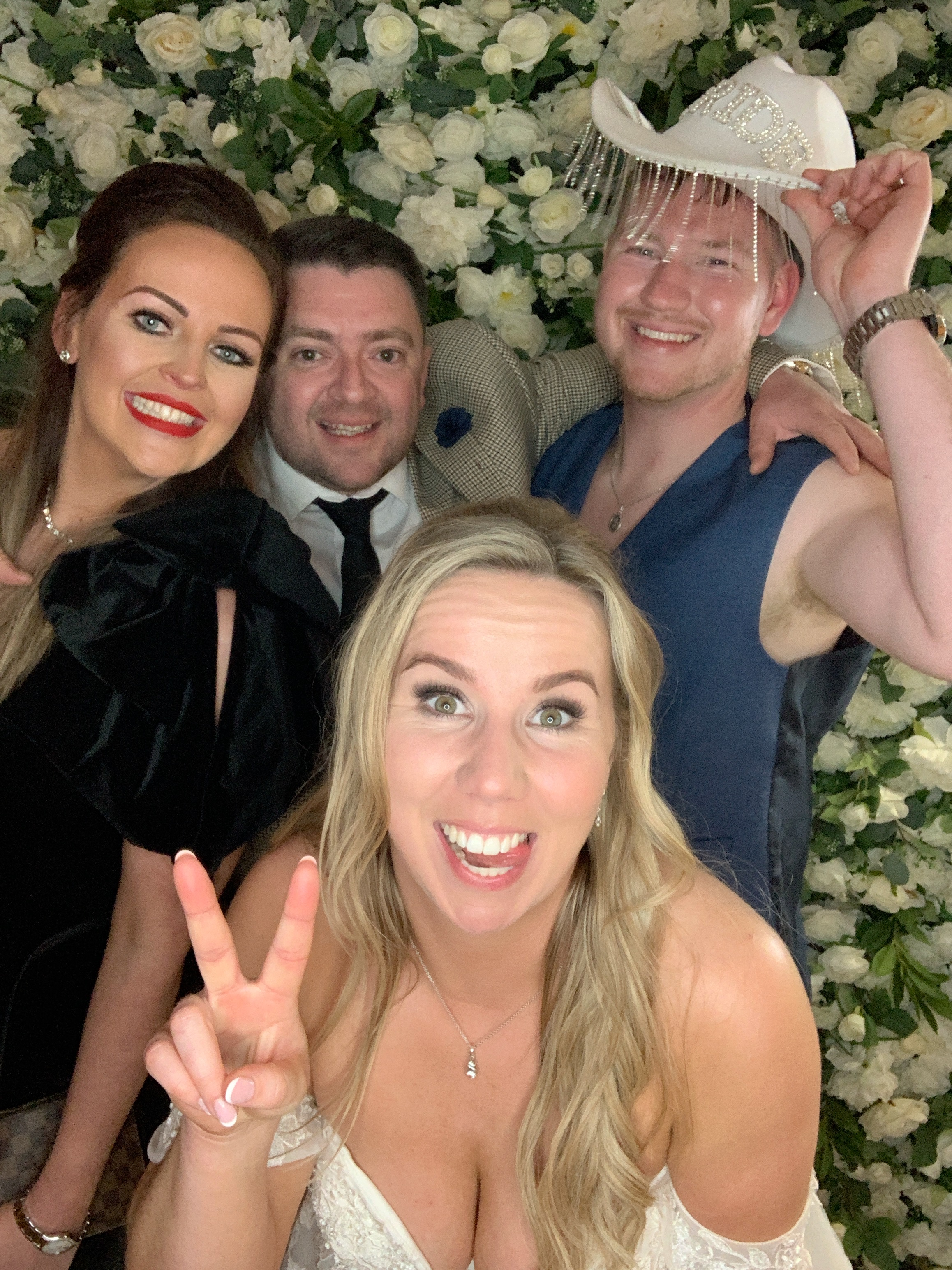 Jarryd & Hayley Photo booth images  | View more photos from the event at gallery.magicimages.uk/u/MagicImages/Jarryd-Hayley-Photo-booth-images