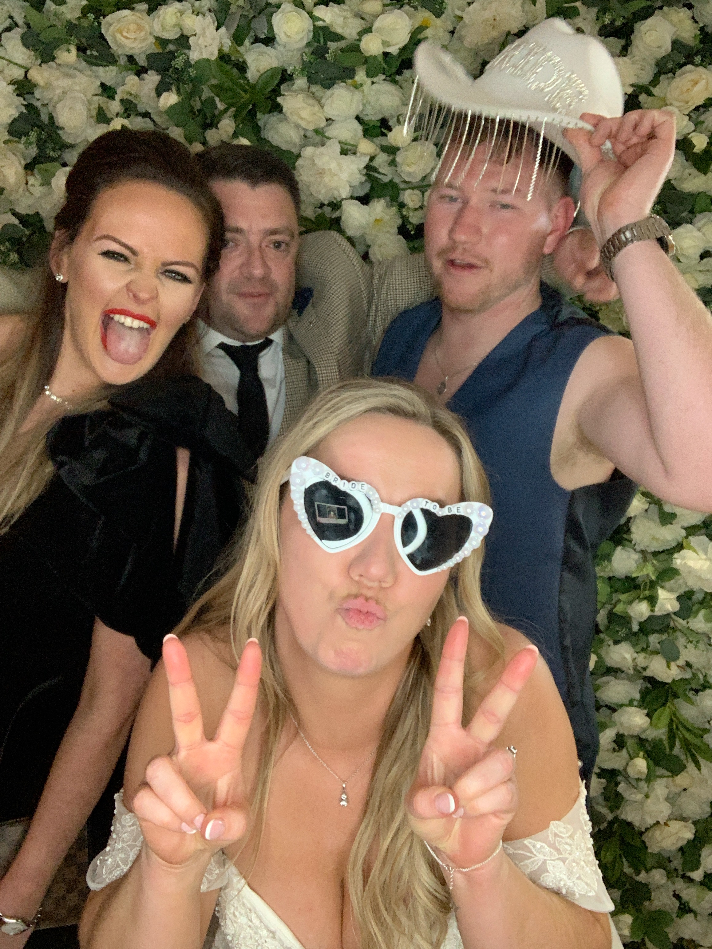 Jarryd & Hayley Photo booth images  | View more photos from the event at gallery.magicimages.uk/u/MagicImages/Jarryd-Hayley-Photo-booth-images
