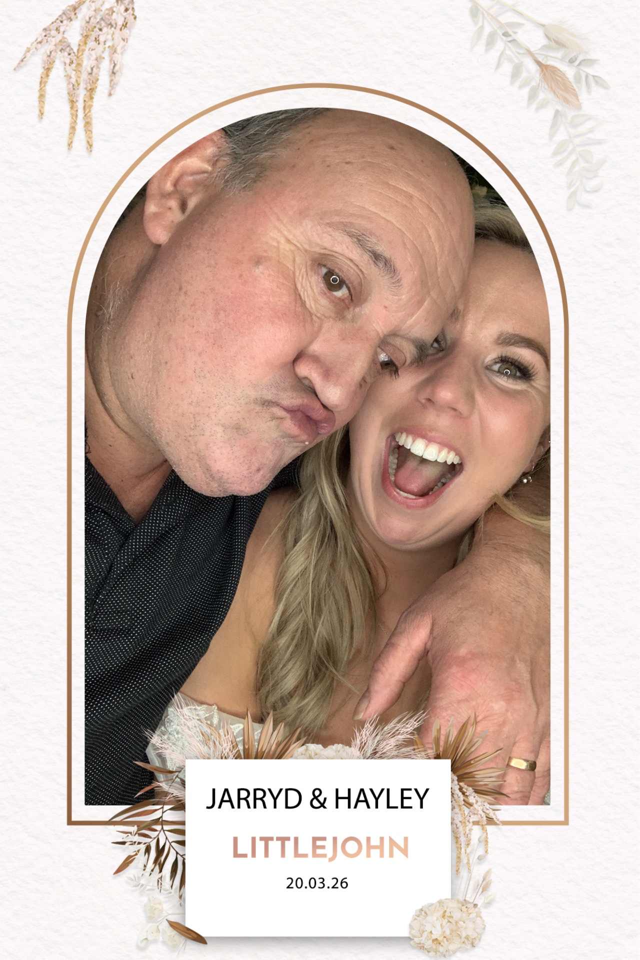 Jarryd & Hayley Photo booth images  | View more photos from the event at gallery.magicimages.uk/u/MagicImages/Jarryd-Hayley-Photo-booth-images