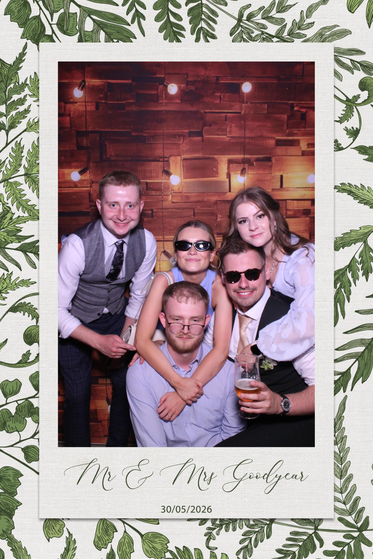 Mr & Mrs Goodyear | View more photos from the event at gallery.magicimages.uk/u/MagicImages/Mr-Mrs-Goodyear