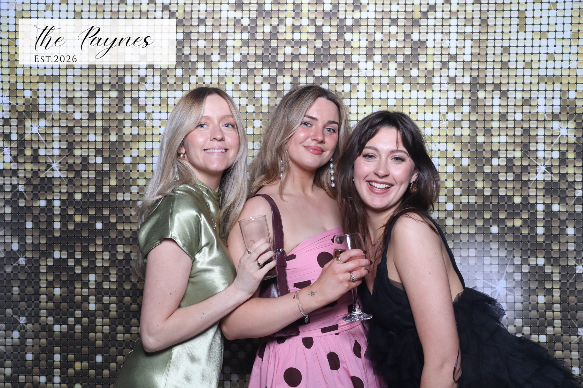 Mr & Mrs Payne  | View more photos from the event at gallery.magicimages.uk/u/MagicImages/Mr-Mrs-Payne