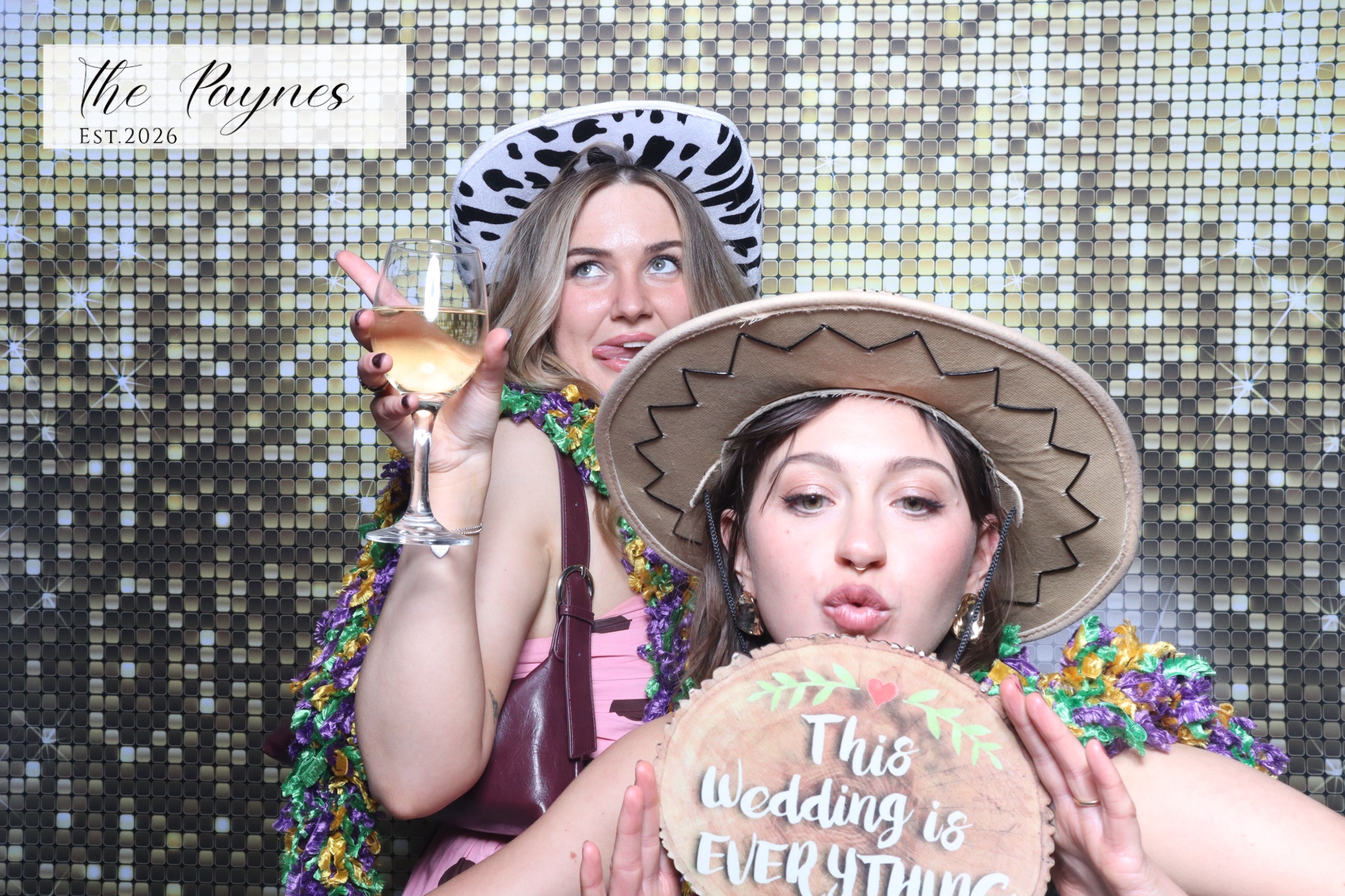 Mr & Mrs Payne  | View more photos from the event at gallery.magicimages.uk/u/MagicImages/Mr-Mrs-Payne