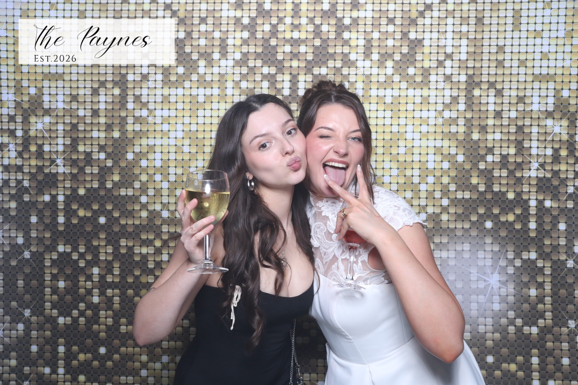 Mr & Mrs Payne  | View more photos from the event at gallery.magicimages.uk/u/MagicImages/Mr-Mrs-Payne