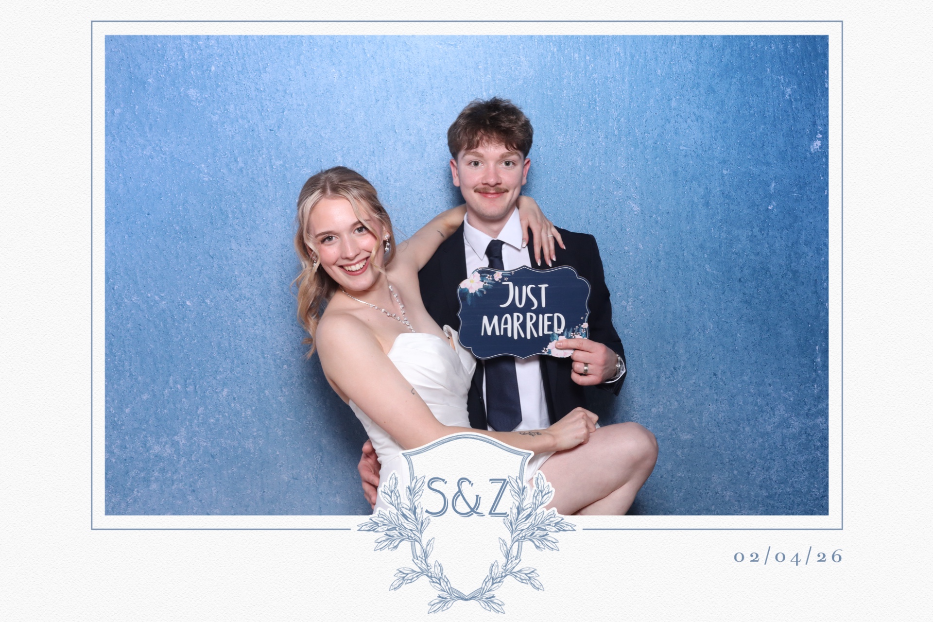 Skye & Zach  | View more photos from the event at gallery.magicimages.uk/u/MagicImages/Skye-Zach