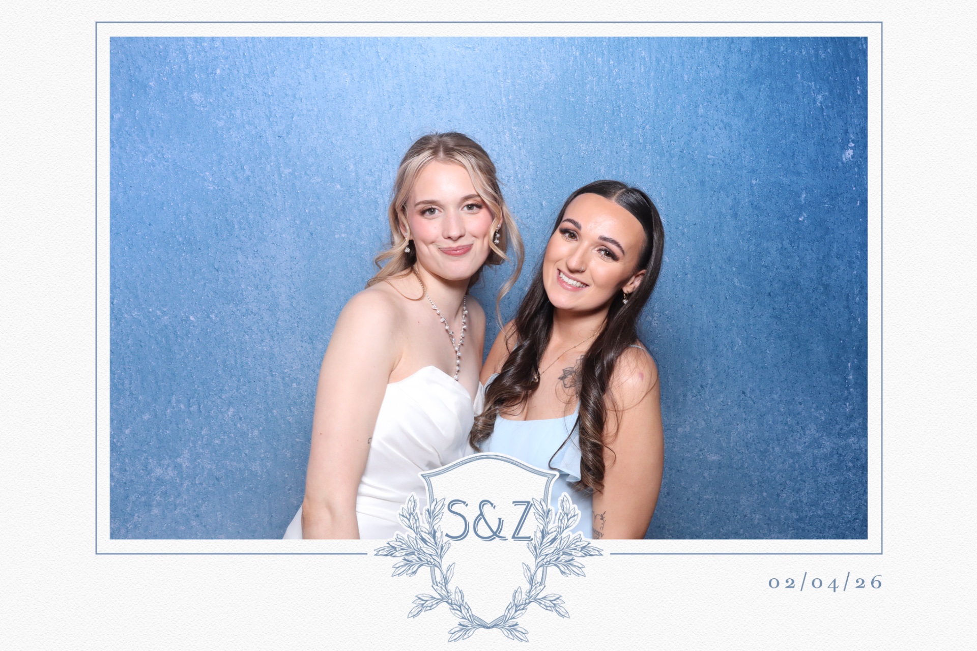 Skye & Zach  | View more photos from the event at gallery.magicimages.uk/u/MagicImages/Skye-Zach