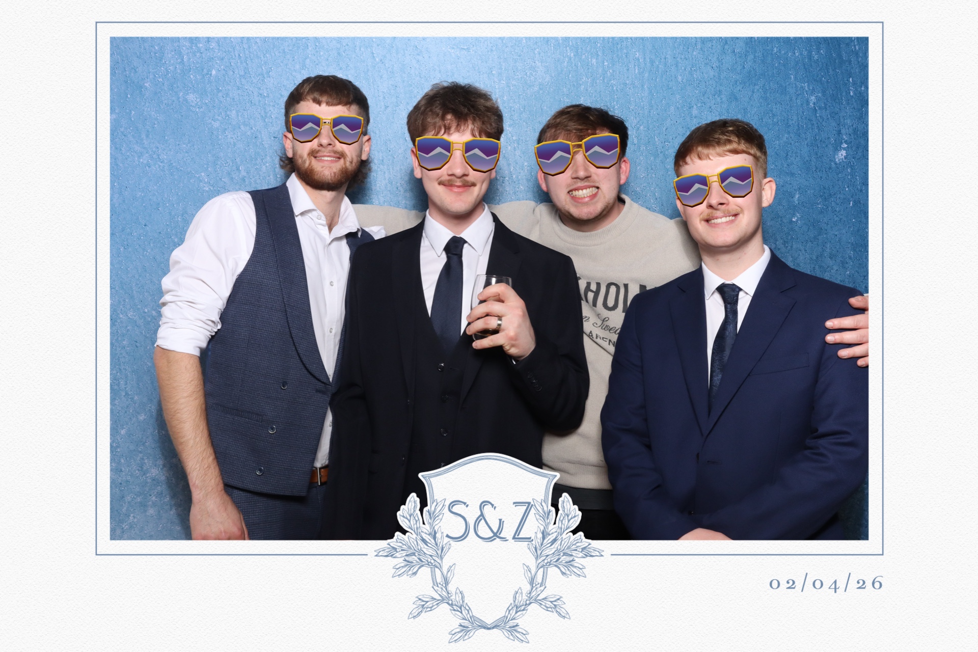 Skye & Zach  | View more photos from the event at gallery.magicimages.uk/u/MagicImages/Skye-Zach