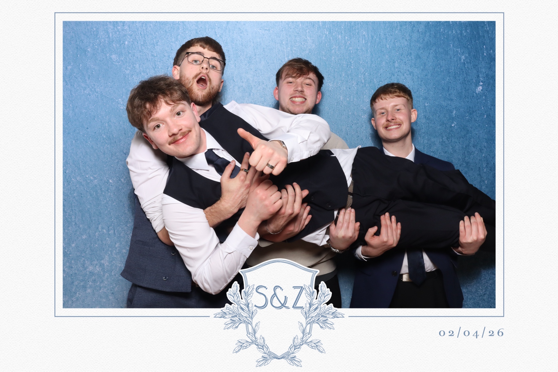 Skye & Zach  | View more photos from the event at gallery.magicimages.uk/u/MagicImages/Skye-Zach