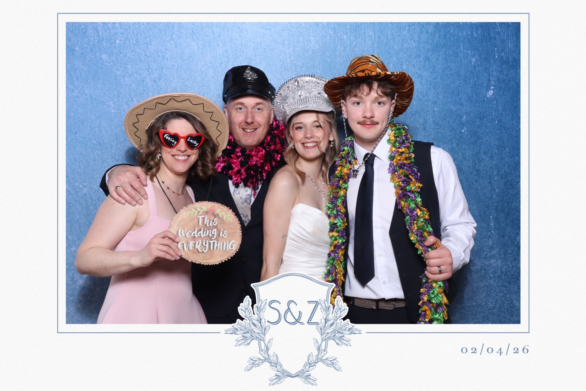 Skye & Zach  | View more photos from the event at gallery.magicimages.uk/u/MagicImages/Skye-Zach