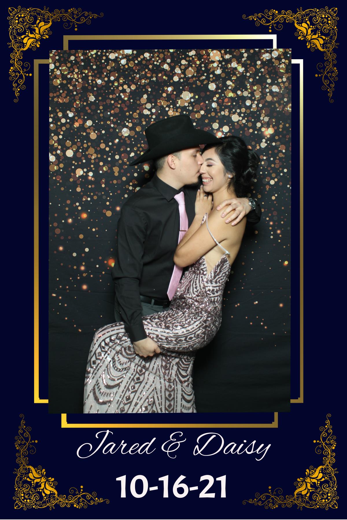 Jared & Daisy | View more photos from the event at gallery.magicmirror707.com/u/MagicMirror707/Jared-Daisy