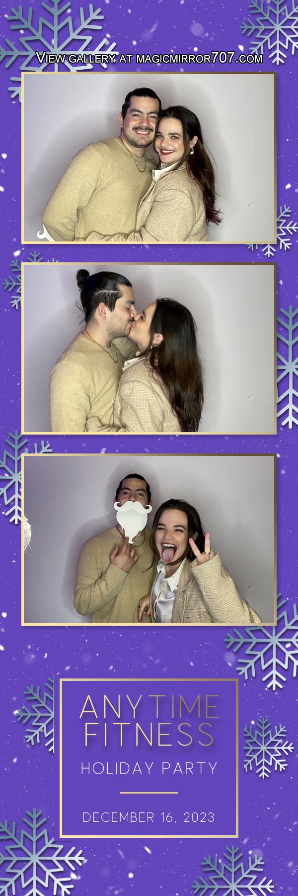 Anytime Fitness Holiday Party | View more photos from the event at gallery.magicmirror707.com/u/MagicMirror707/Anytime-Fitness-Holiday-Party
