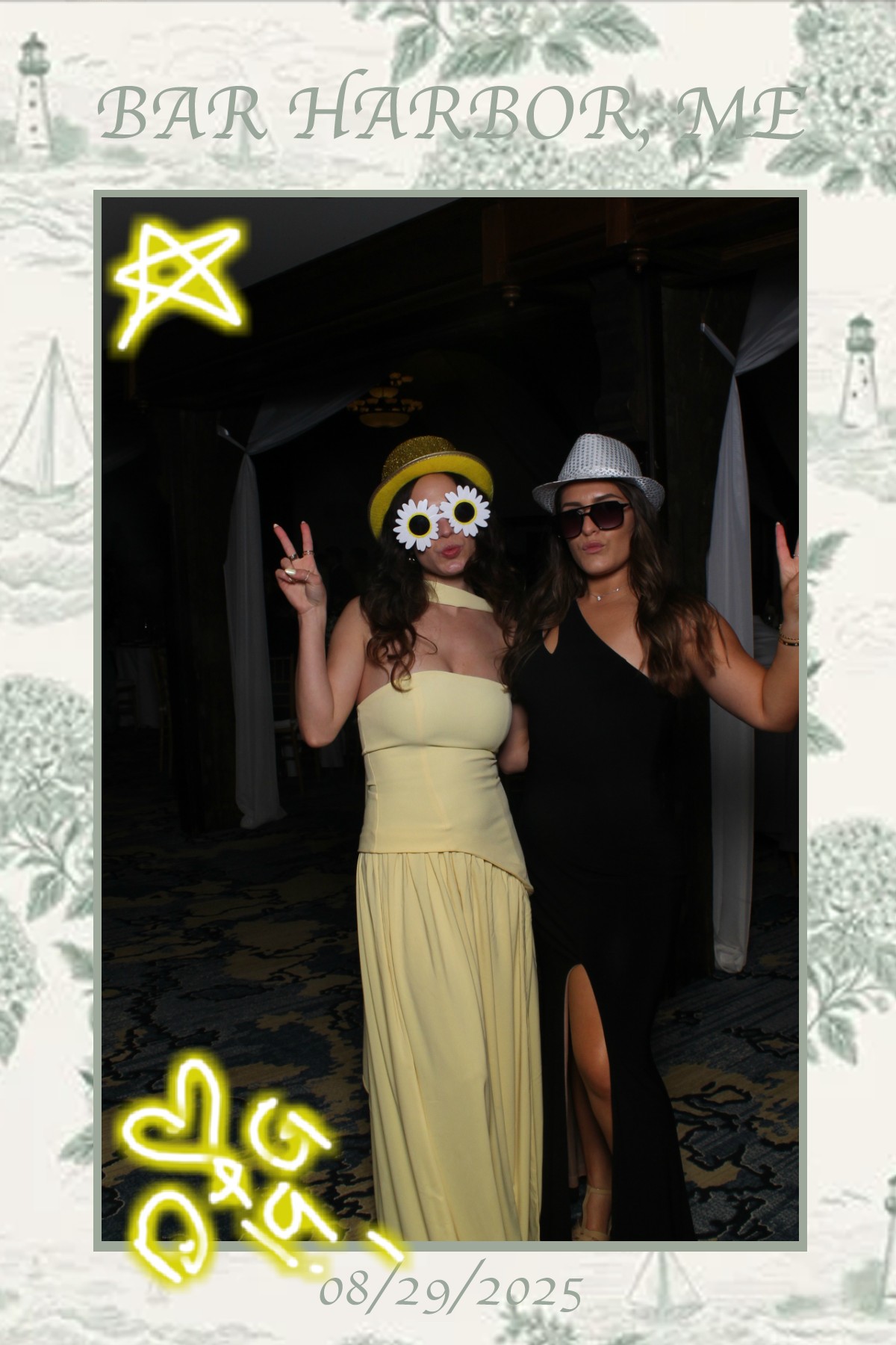 Bar Harbor Wedding | View more photos from the event at gallery.mainemagicmirror.com/u/MaineMagicMirror/Bar-Harbor-Wedding