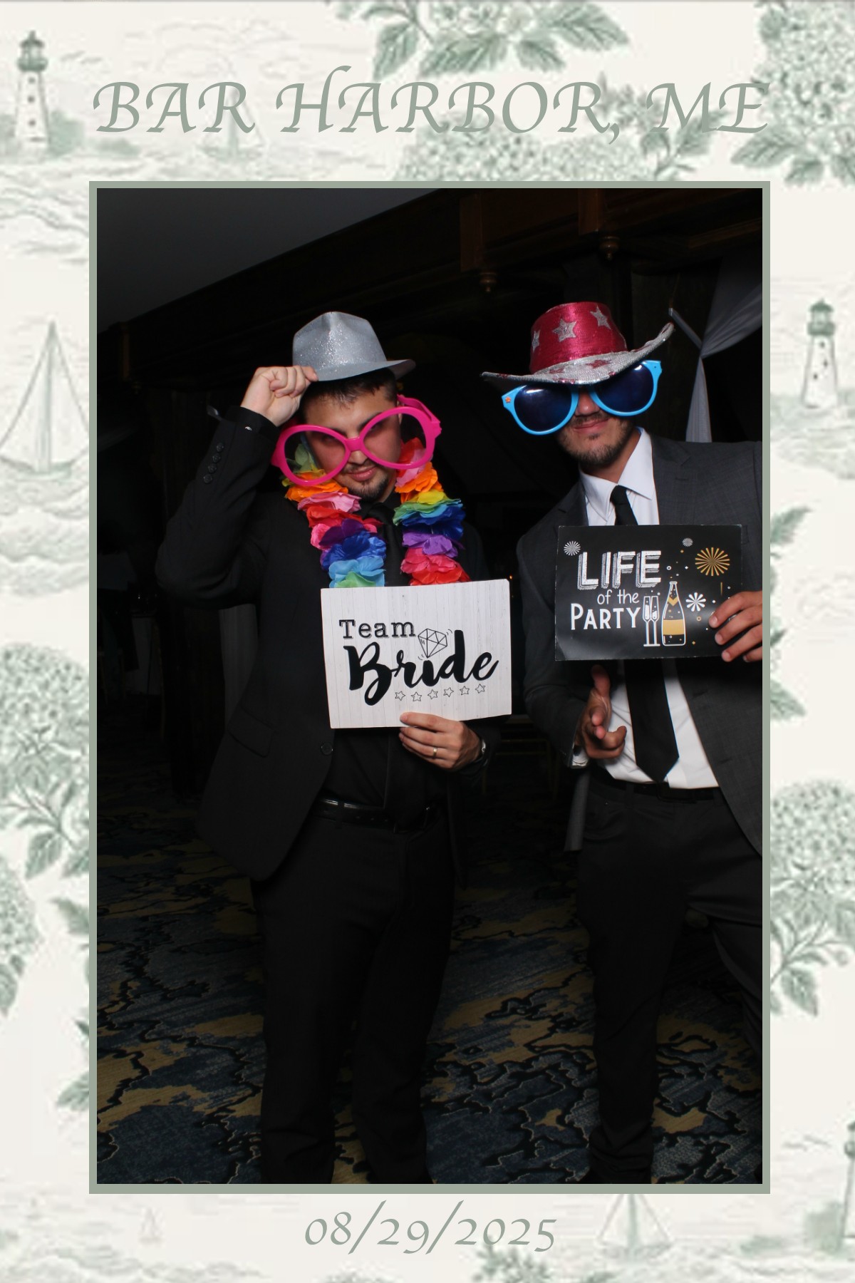 Bar Harbor Wedding | View more photos from the event at gallery.mainemagicmirror.com/u/MaineMagicMirror/Bar-Harbor-Wedding