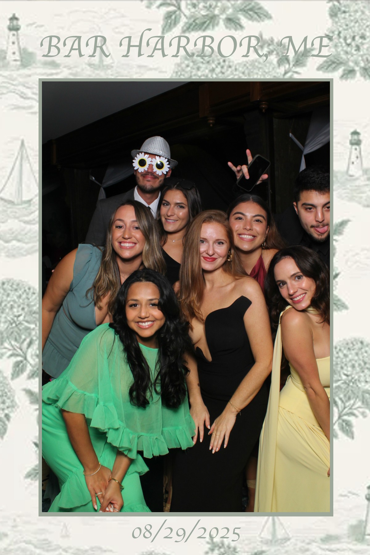 Bar Harbor Wedding | View more photos from the event at gallery.mainemagicmirror.com/u/MaineMagicMirror/Bar-Harbor-Wedding