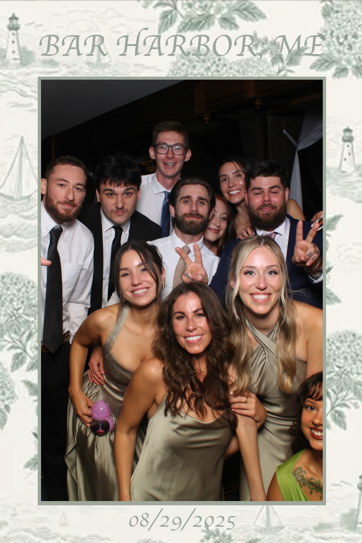 Bar Harbor Wedding | View more photos from the event at gallery.mainemagicmirror.com/u/MaineMagicMirror/Bar-Harbor-Wedding