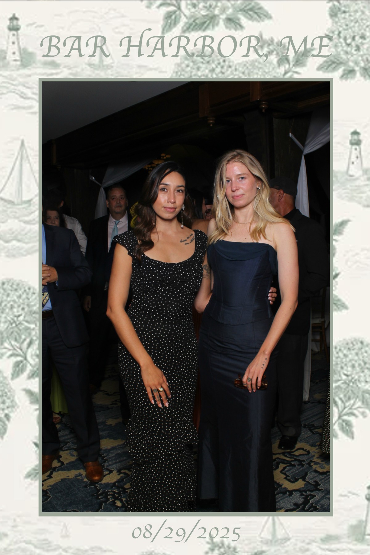 Bar Harbor Wedding | View more photos from the event at gallery.mainemagicmirror.com/u/MaineMagicMirror/Bar-Harbor-Wedding