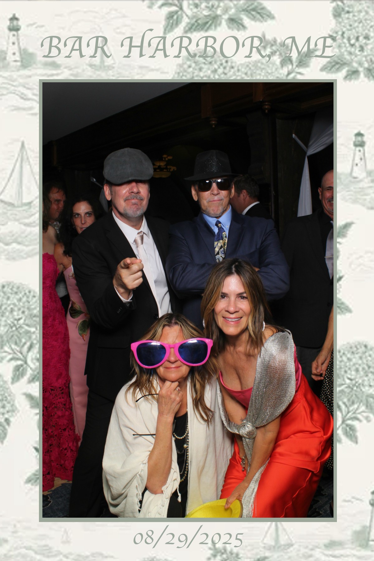 Bar Harbor Wedding | View more photos from the event at gallery.mainemagicmirror.com/u/MaineMagicMirror/Bar-Harbor-Wedding