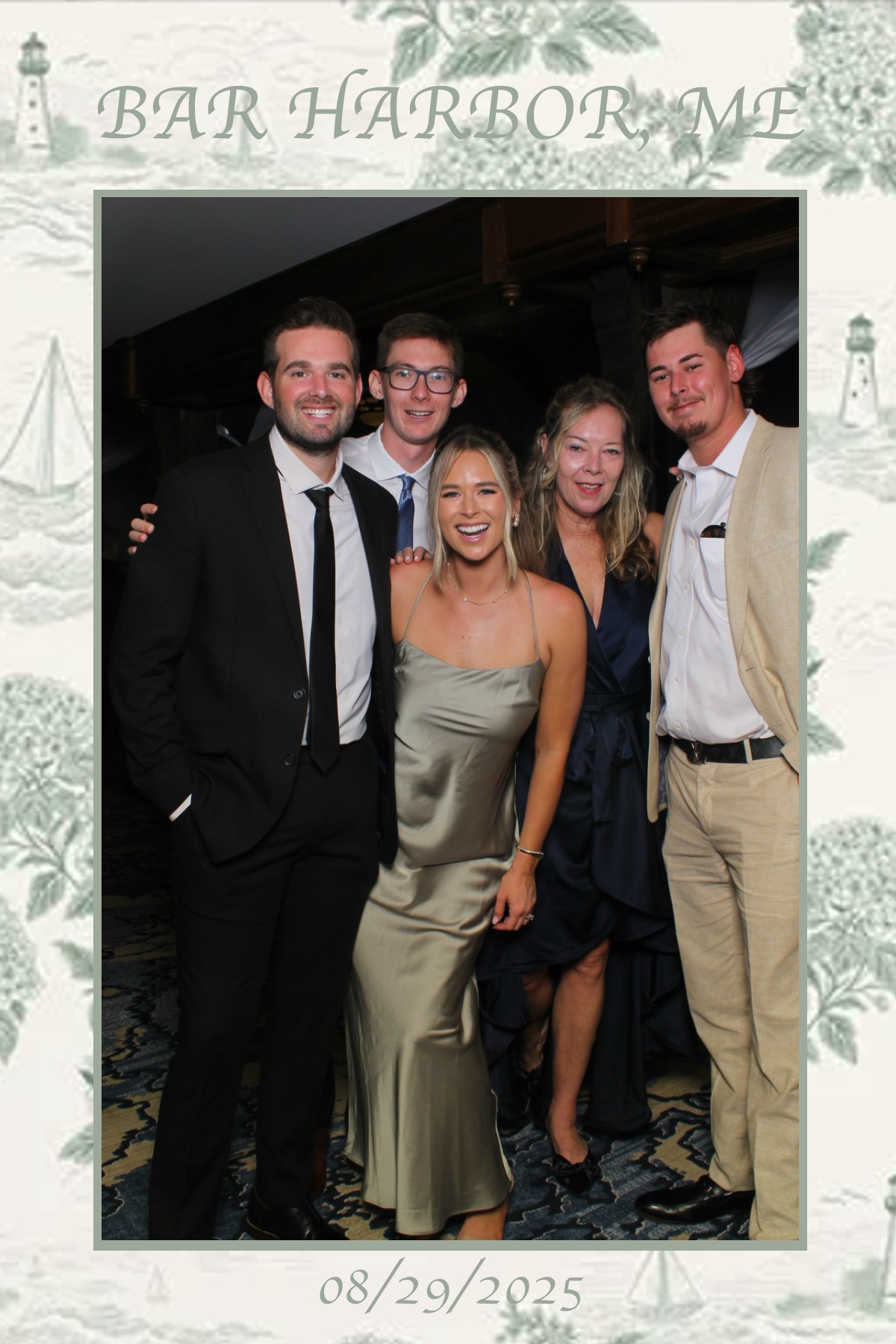 Bar Harbor Wedding | View more photos from the event at gallery.mainemagicmirror.com/u/MaineMagicMirror/Bar-Harbor-Wedding