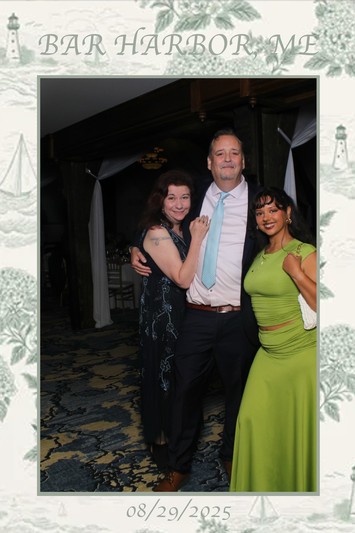 Bar Harbor Wedding | View more photos from the event at gallery.mainemagicmirror.com/u/MaineMagicMirror/Bar-Harbor-Wedding