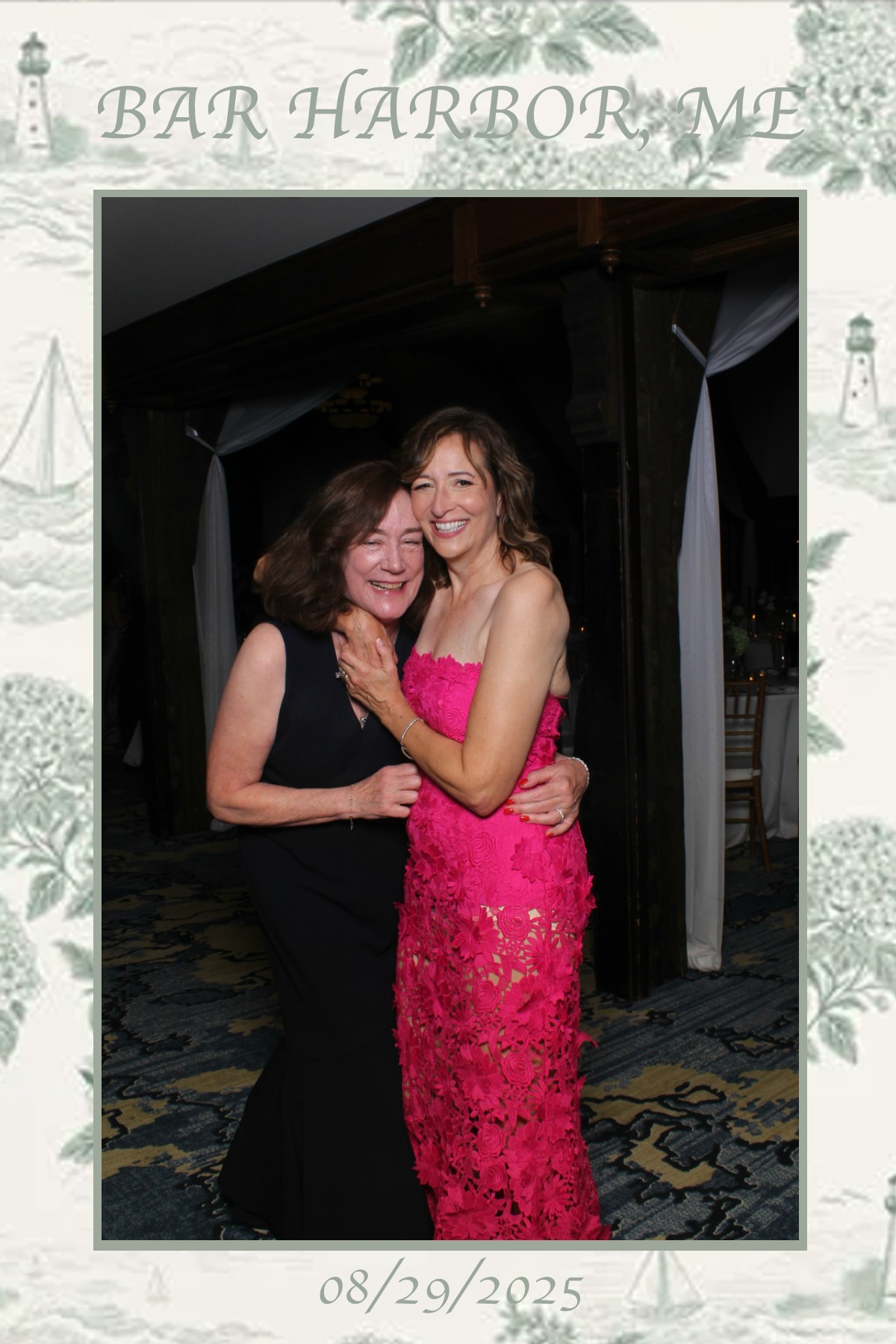 Bar Harbor Wedding | View more photos from the event at gallery.mainemagicmirror.com/u/MaineMagicMirror/Bar-Harbor-Wedding