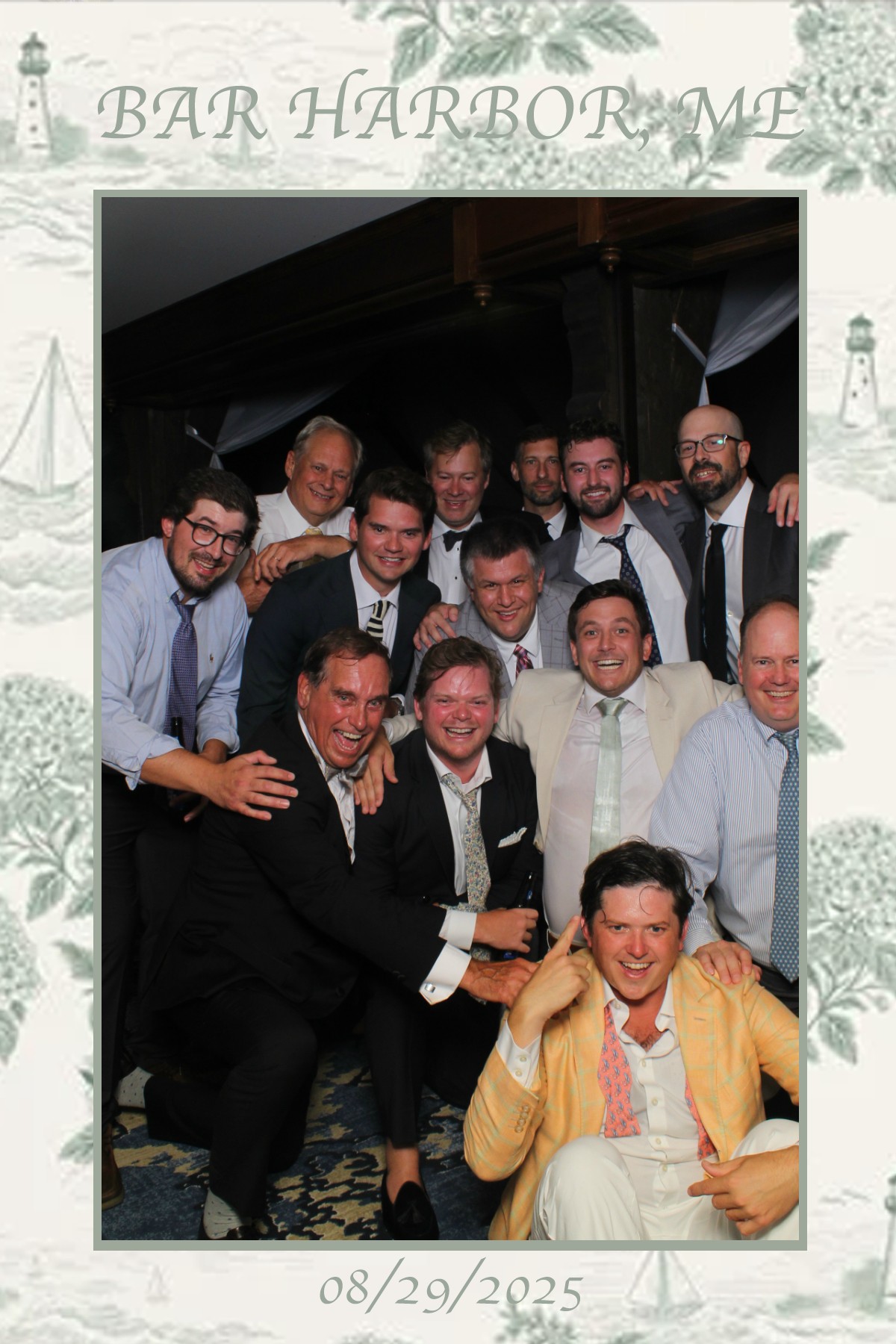 Bar Harbor Wedding | View more photos from the event at gallery.mainemagicmirror.com/u/MaineMagicMirror/Bar-Harbor-Wedding