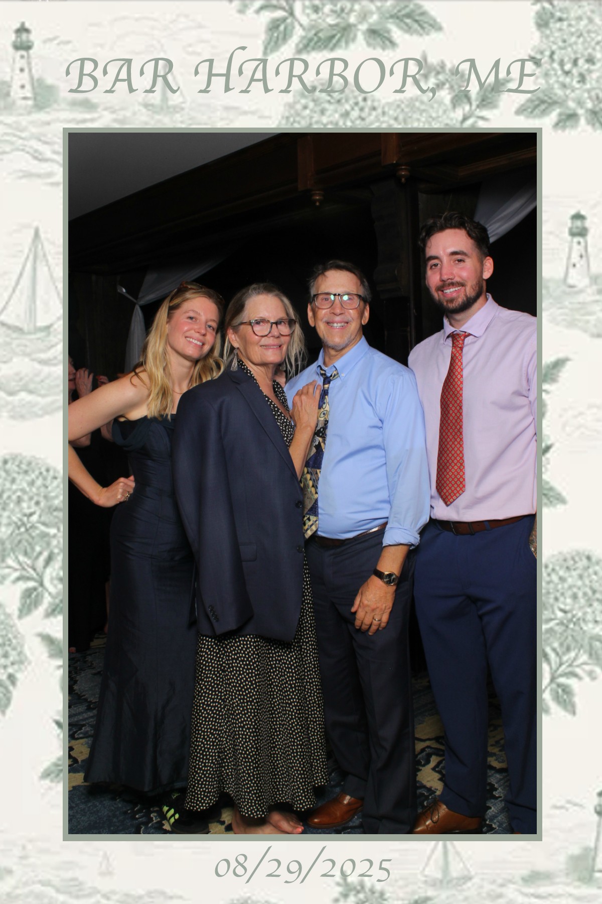 Bar Harbor Wedding | View more photos from the event at gallery.mainemagicmirror.com/u/MaineMagicMirror/Bar-Harbor-Wedding