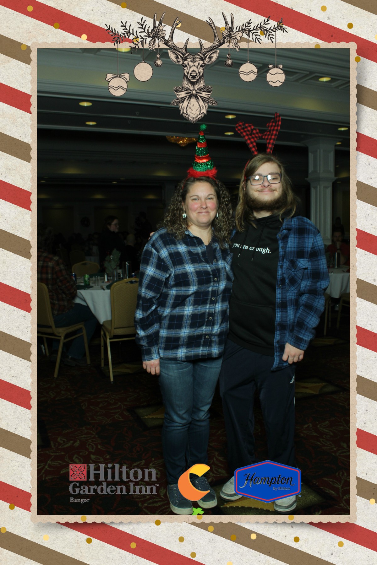 Hilton Garden Inn, Hampton Inn, Comfort Inn Holiday 2025 | View more photos from the event at gallery.mainemagicmirror.com/u/MaineMagicMirror/Hilton-Garden-Inn-Hampton-Inn-Comfort-Inn-Holiday-2025