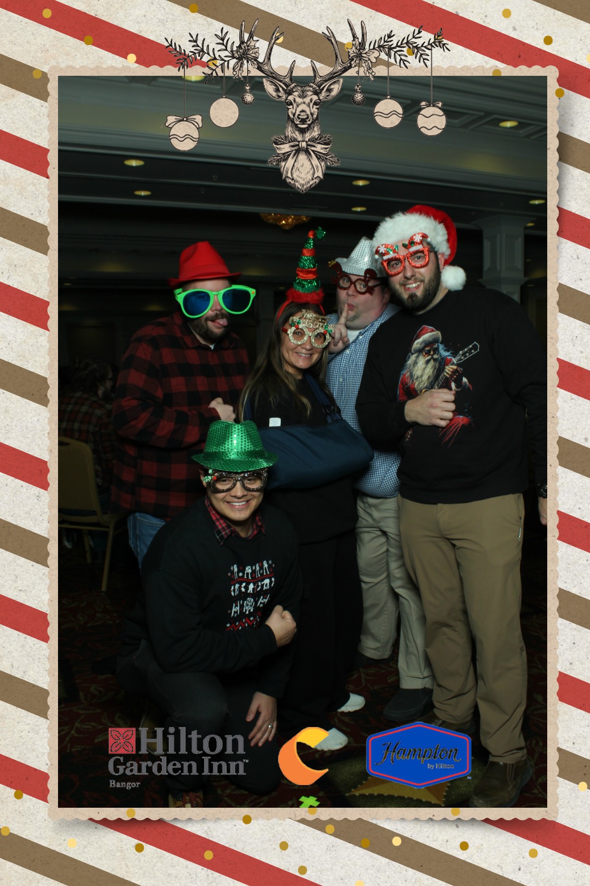 Hilton Garden Inn, Hampton Inn, Comfort Inn Holiday 2025 | View more photos from the event at gallery.mainemagicmirror.com/u/MaineMagicMirror/Hilton-Garden-Inn-Hampton-Inn-Comfort-Inn-Holiday-2025