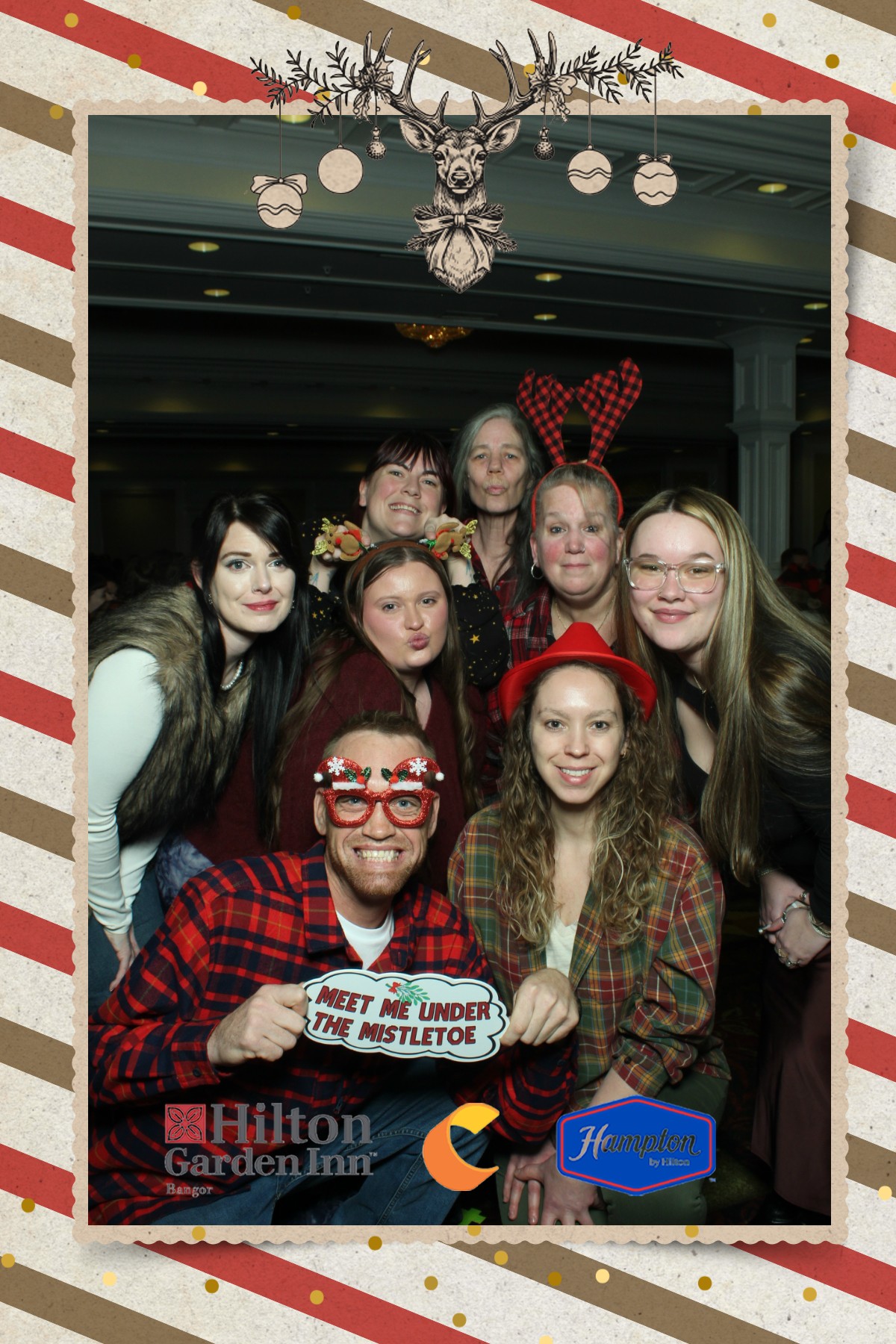 Hilton Garden Inn, Hampton Inn, Comfort Inn Holiday 2025 | View more photos from the event at gallery.mainemagicmirror.com/u/MaineMagicMirror/Hilton-Garden-Inn-Hampton-Inn-Comfort-Inn-Holiday-2025