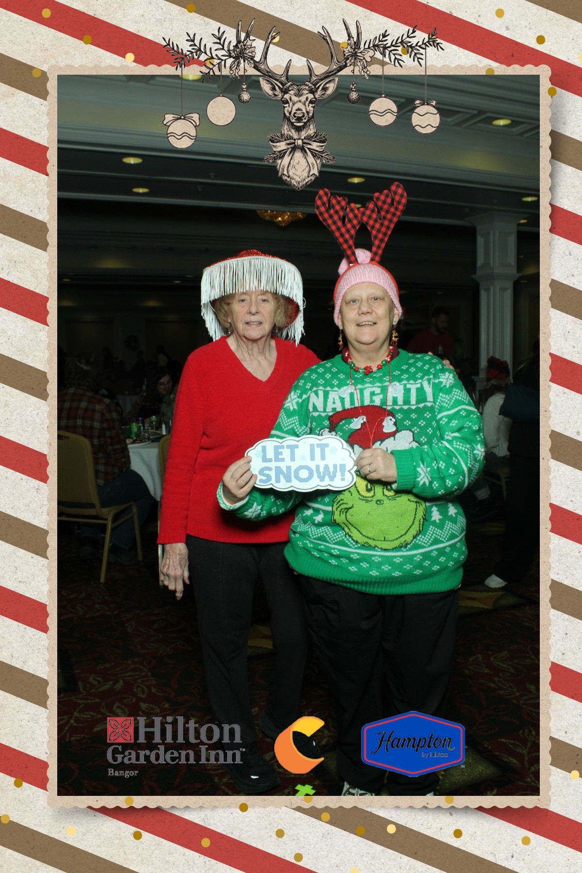 Hilton Garden Inn, Hampton Inn, Comfort Inn Holiday 2025 | View more photos from the event at gallery.mainemagicmirror.com/u/MaineMagicMirror/Hilton-Garden-Inn-Hampton-Inn-Comfort-Inn-Holiday-2025