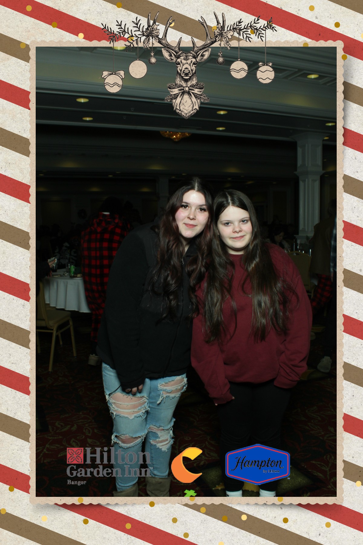 Hilton Garden Inn, Hampton Inn, Comfort Inn Holiday 2025 | View more photos from the event at gallery.mainemagicmirror.com/u/MaineMagicMirror/Hilton-Garden-Inn-Hampton-Inn-Comfort-Inn-Holiday-2025