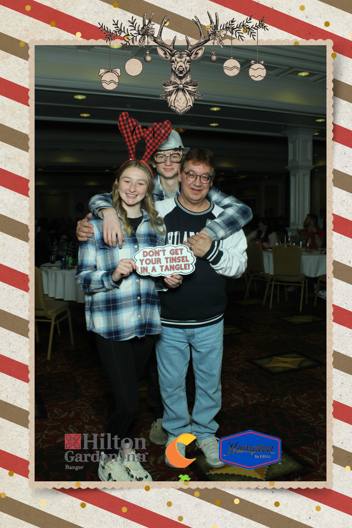 Hilton Garden Inn, Hampton Inn, Comfort Inn Holiday 2025 | View more photos from the event at gallery.mainemagicmirror.com/u/MaineMagicMirror/Hilton-Garden-Inn-Hampton-Inn-Comfort-Inn-Holiday-2025