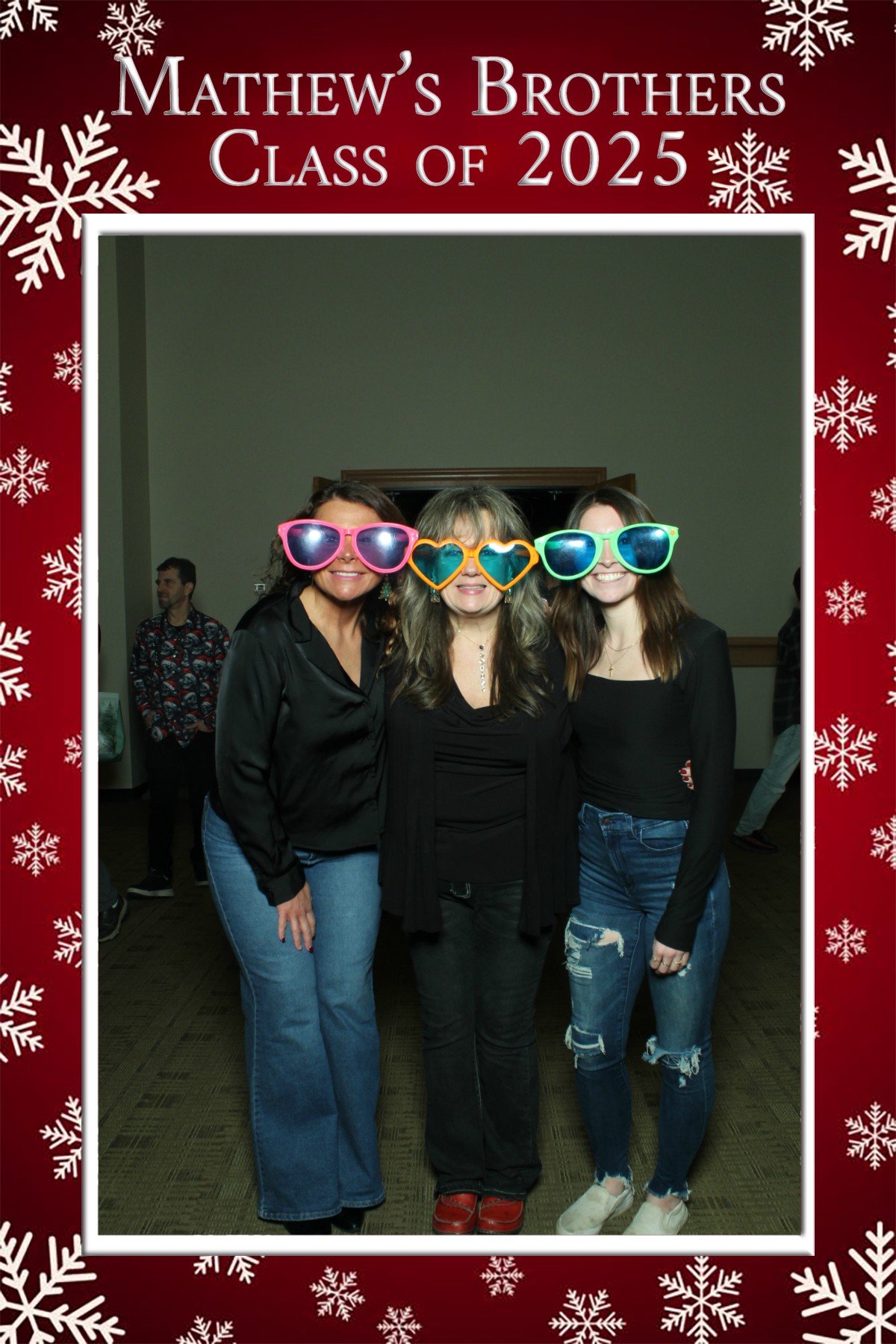 Mathew's Brothers Holiday Party 2025 | View more photos from the event at gallery.mainemagicmirror.com/u/MaineMagicMirror/Mathews-Brothers-Holiday-Party-2025